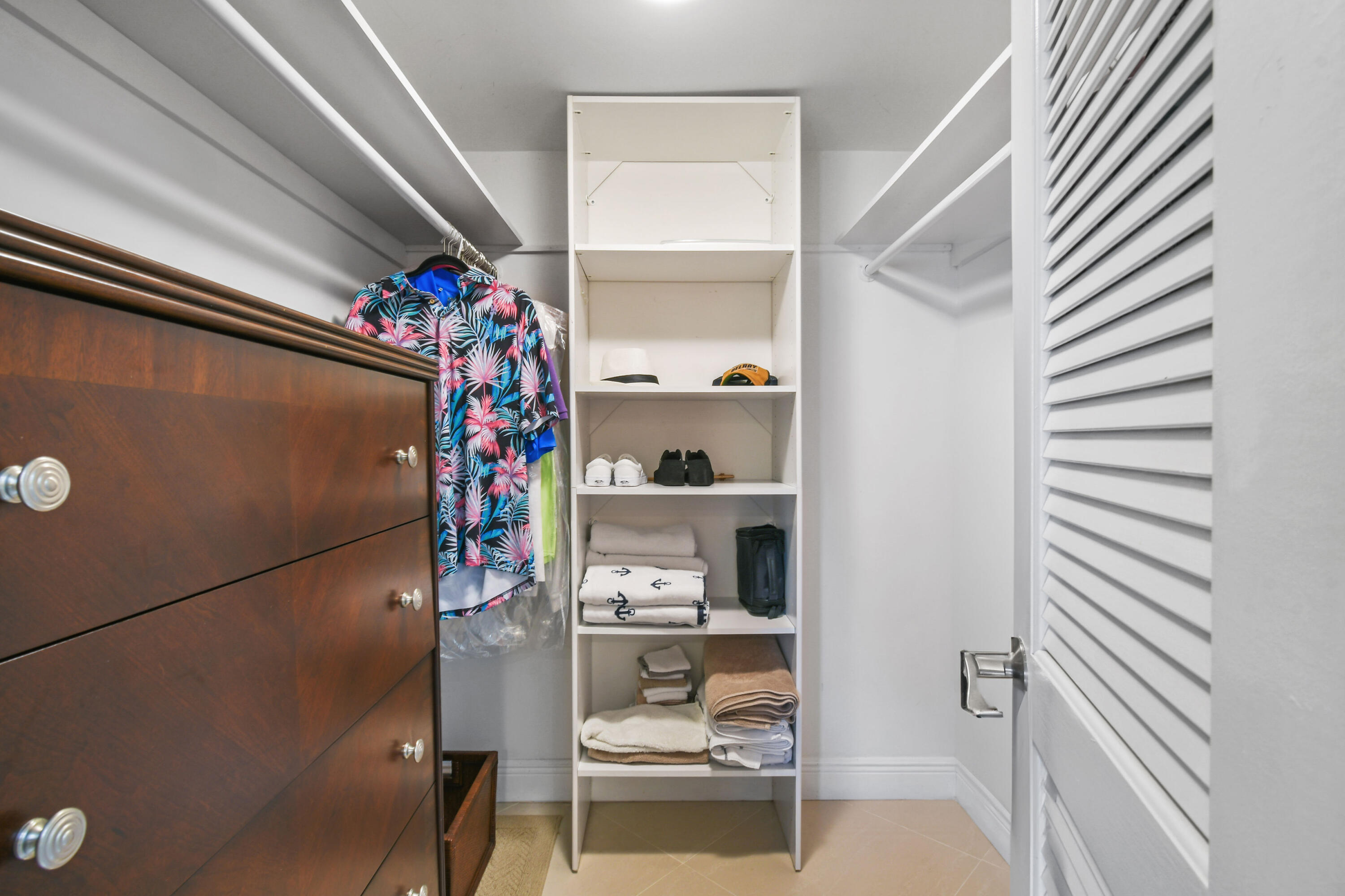 955 Egret Circle Unit: 208