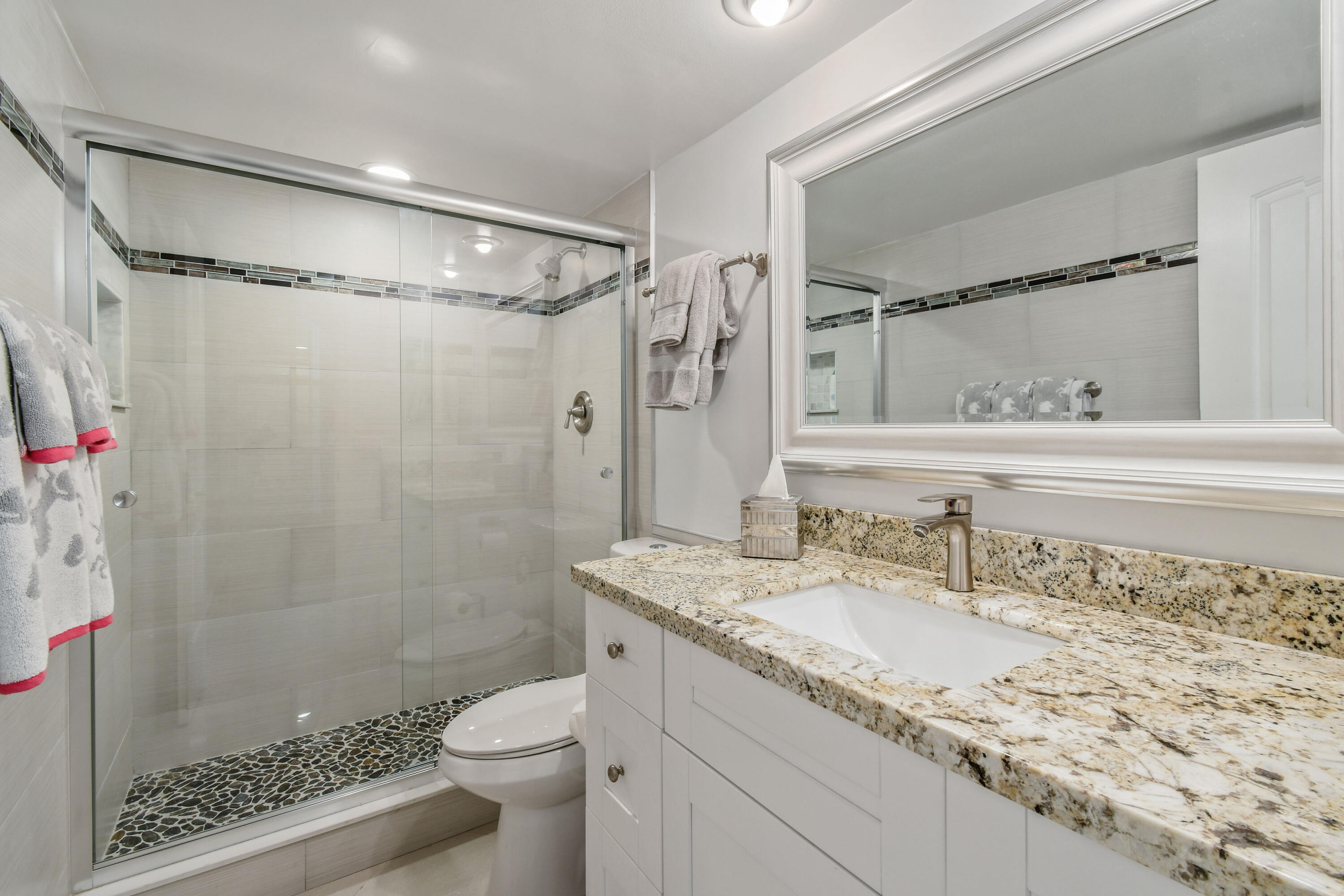 955 Egret Circle Unit: 208
