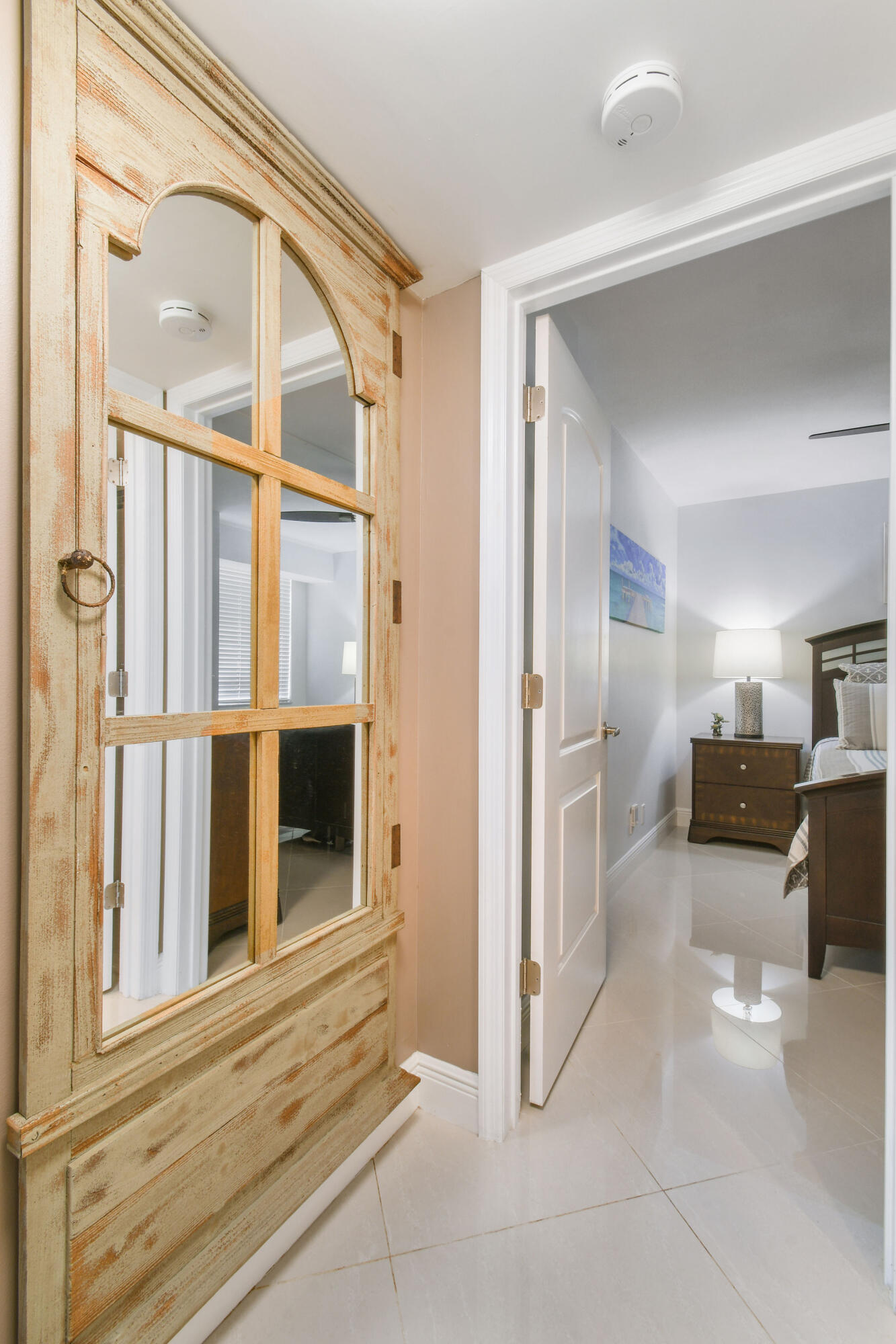 955 Egret Circle Unit: 208