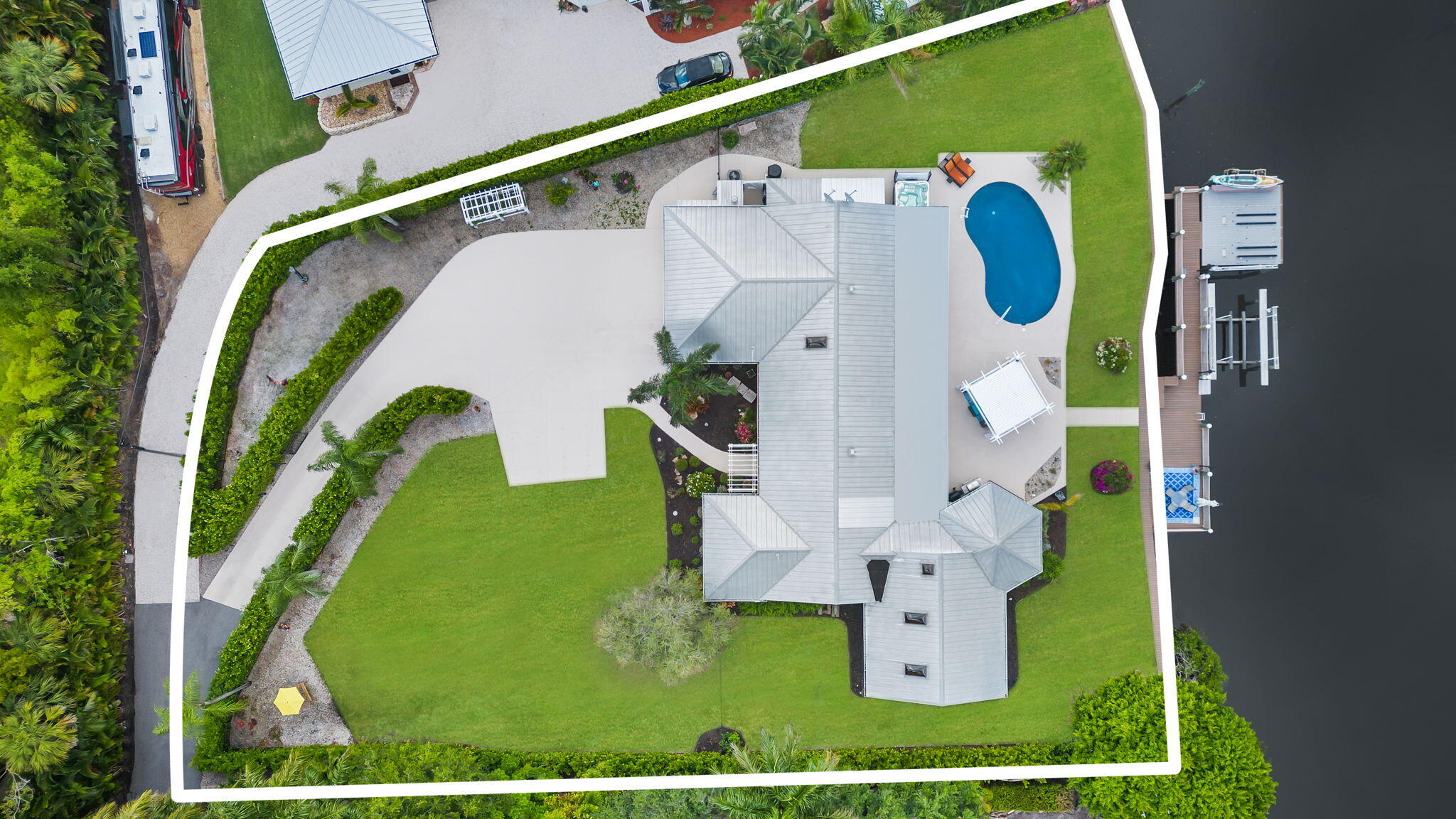 610 SW Bittern Street