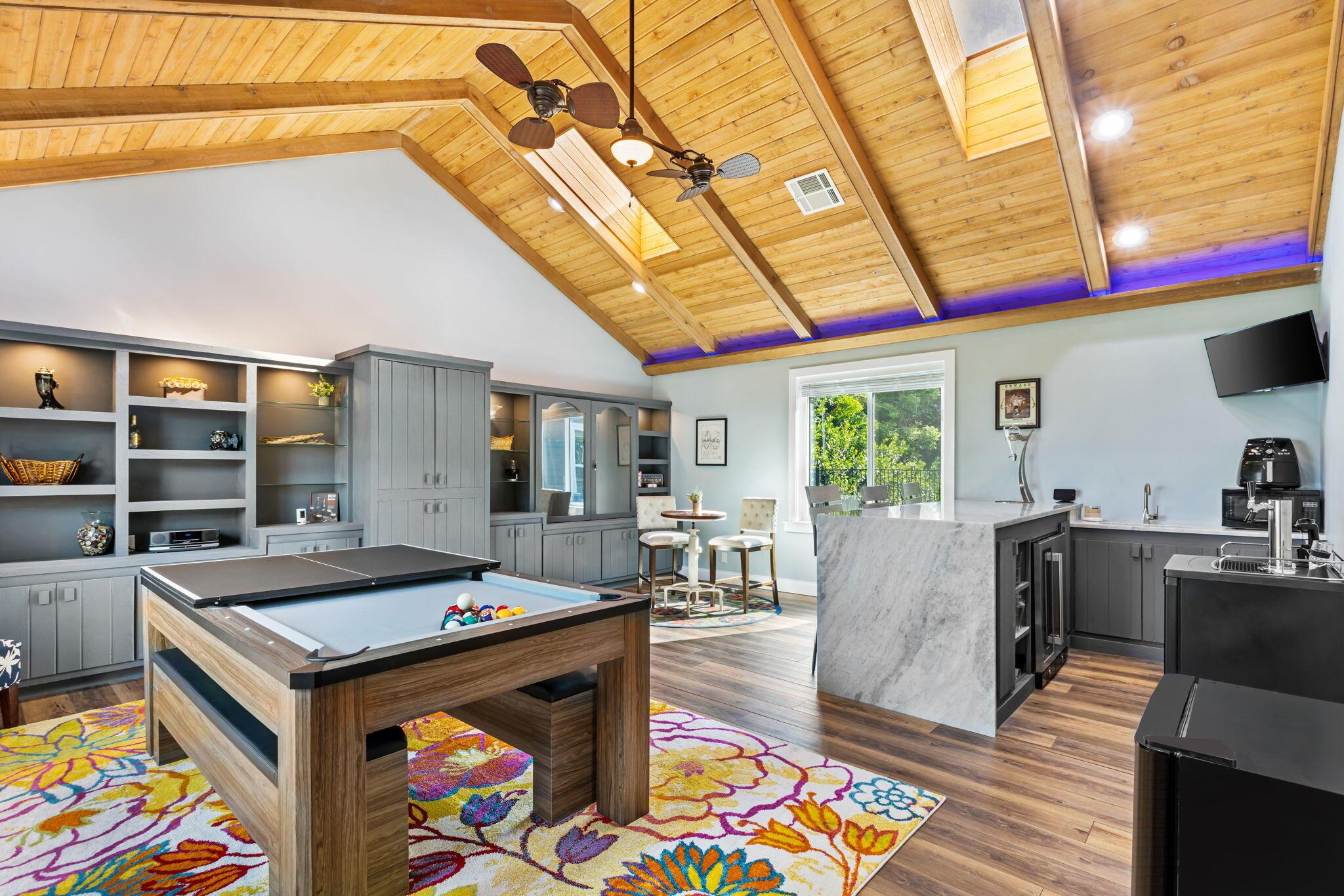 610 SW Bittern Street