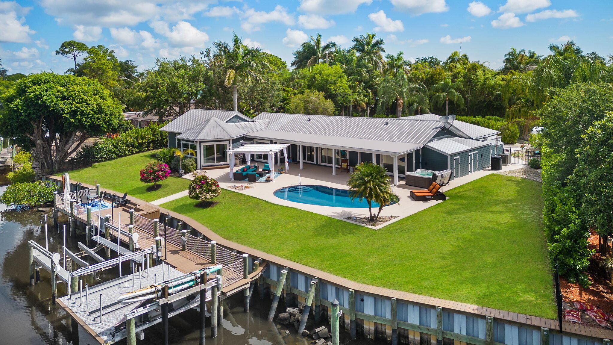 610 SW Bittern Street