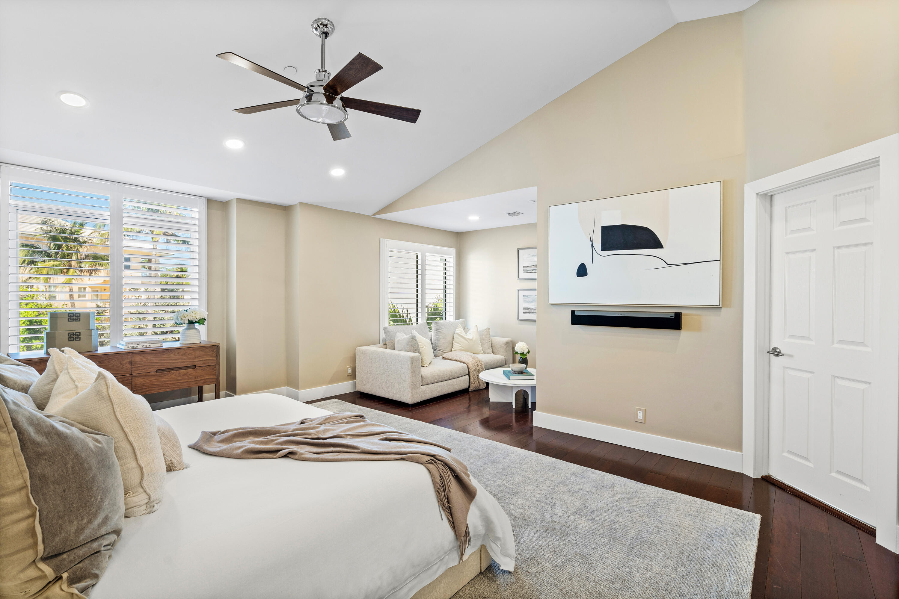 2115 S Ocean Boulevard 7