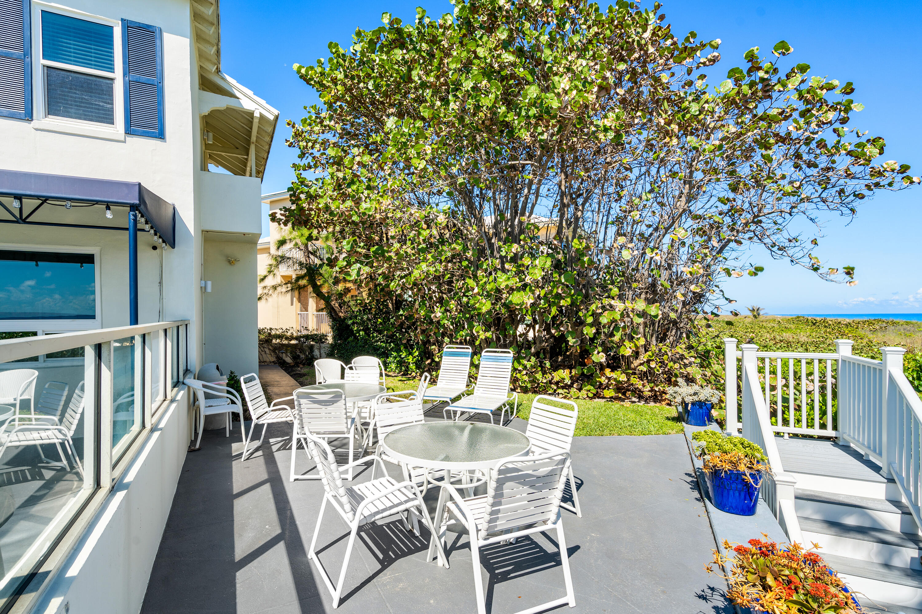 2115 S Ocean Boulevard 7