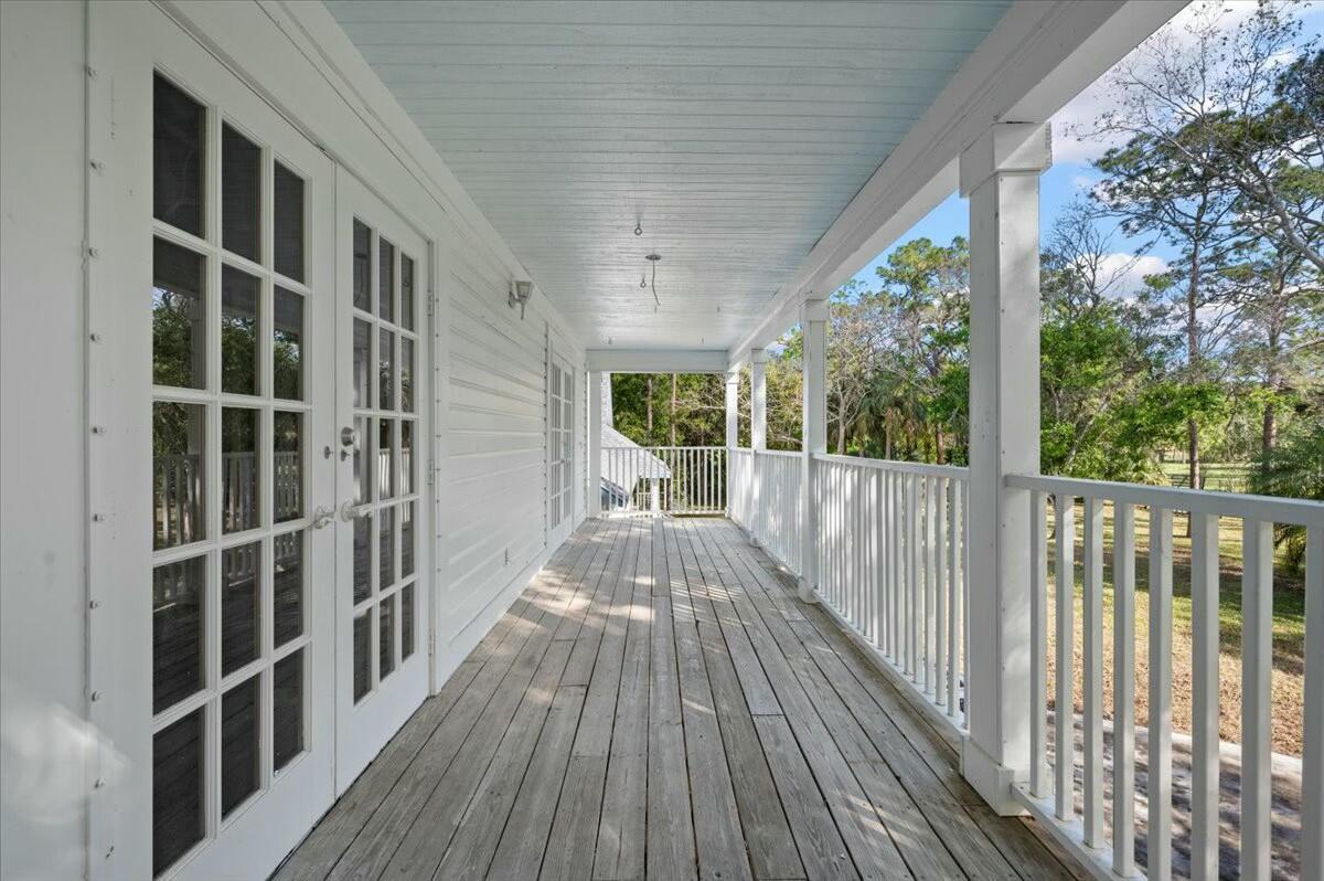 17647 112th Drive N