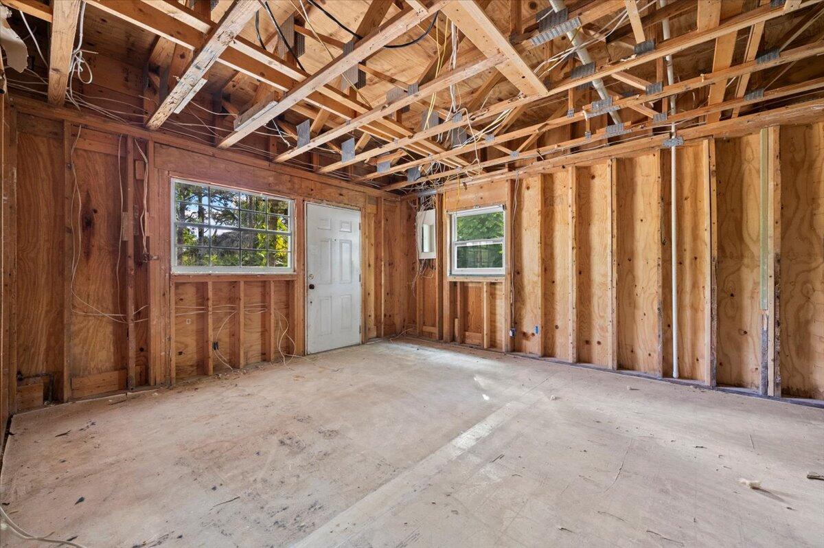 17647 N 112th Drive N