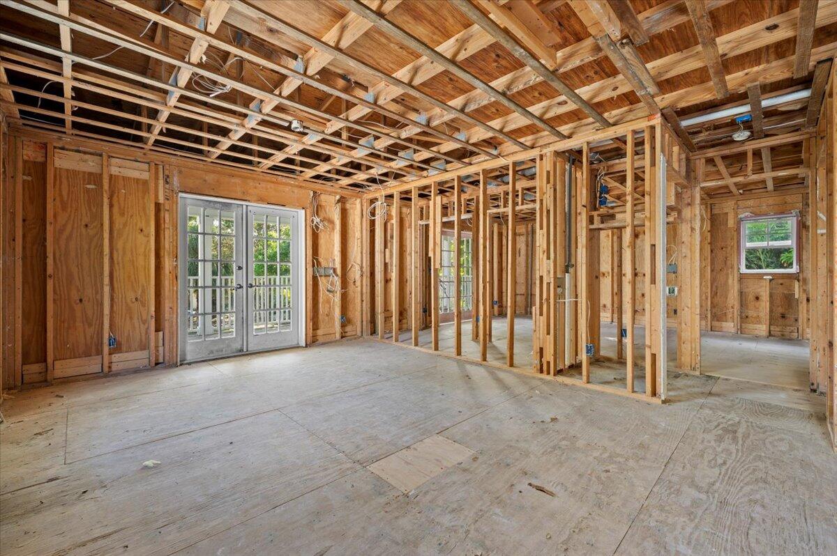 17647 N 112th Drive N