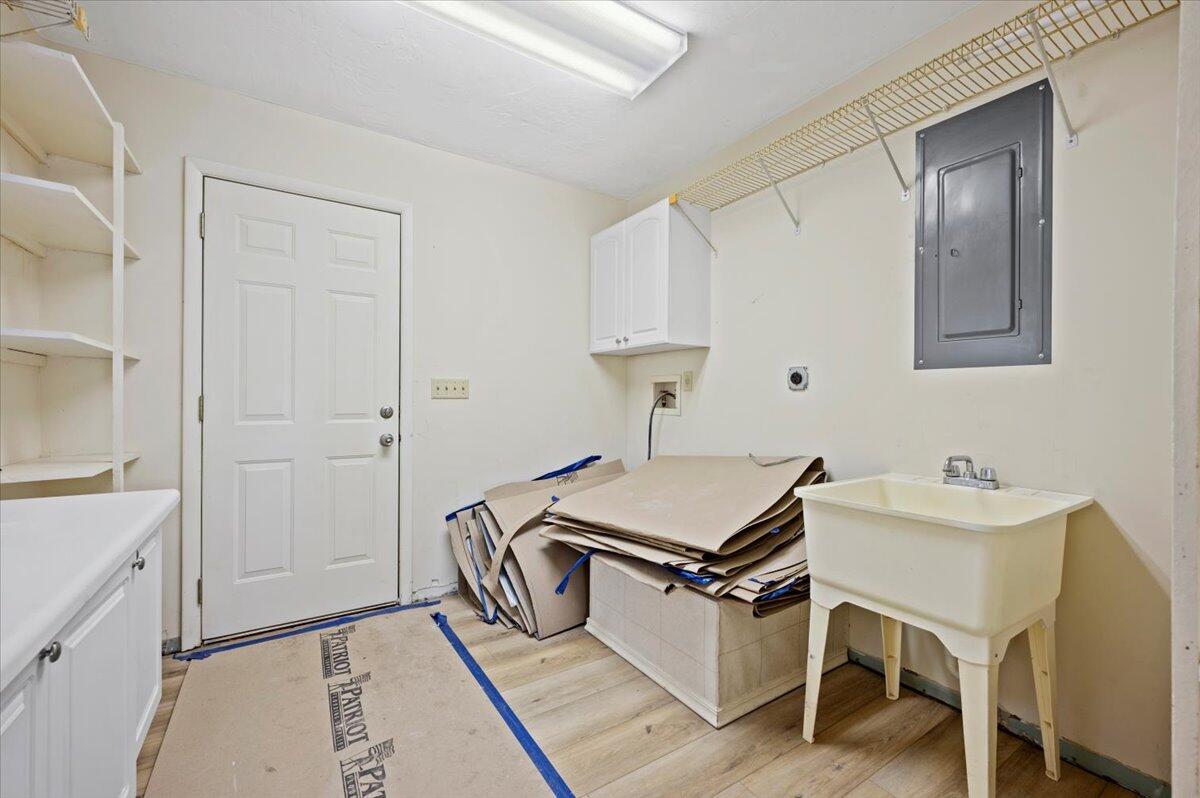 17647 N 112th Drive N