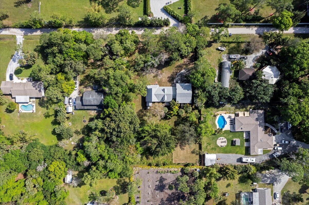 17647 N 112th Drive N