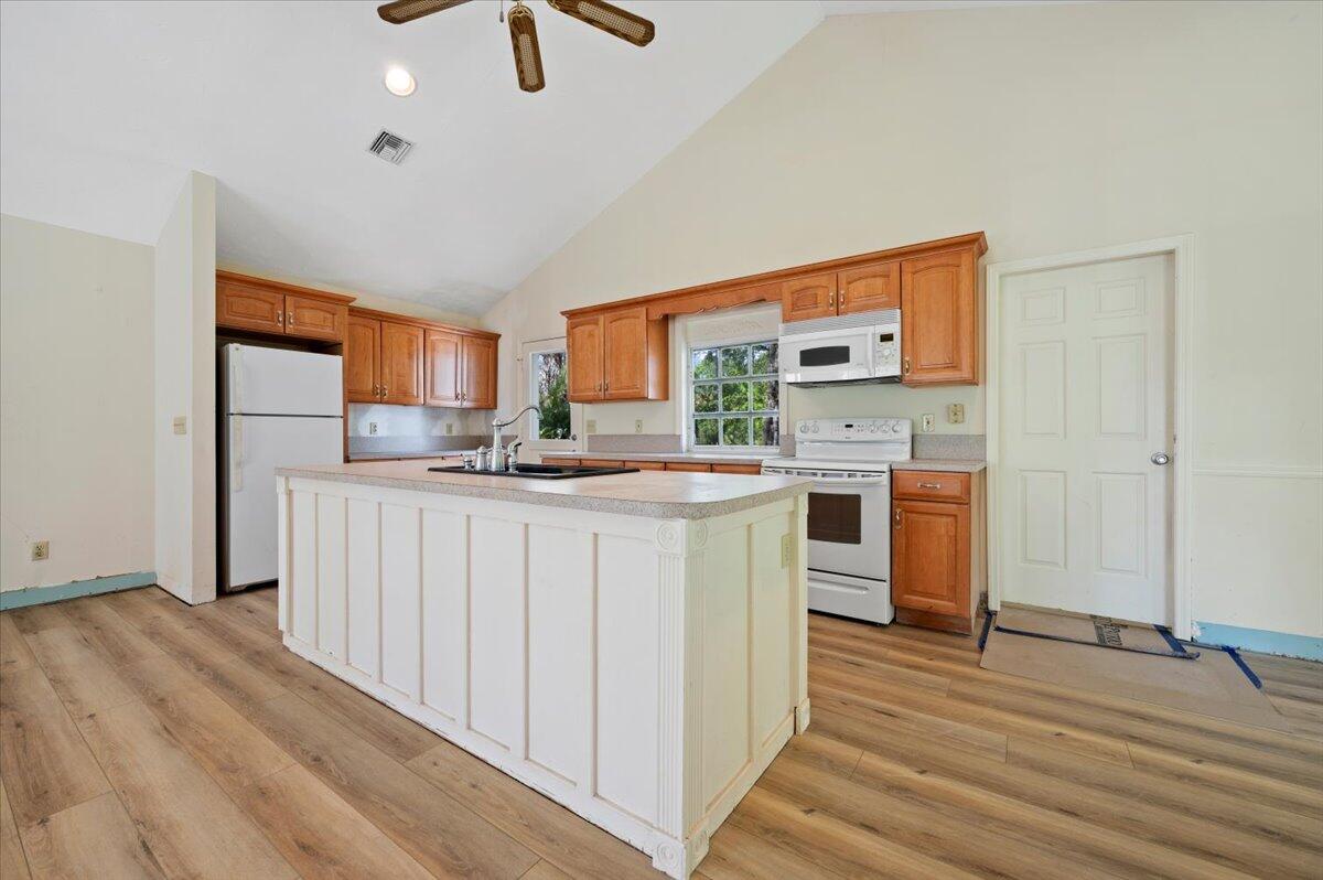 17647 N 112th Drive N