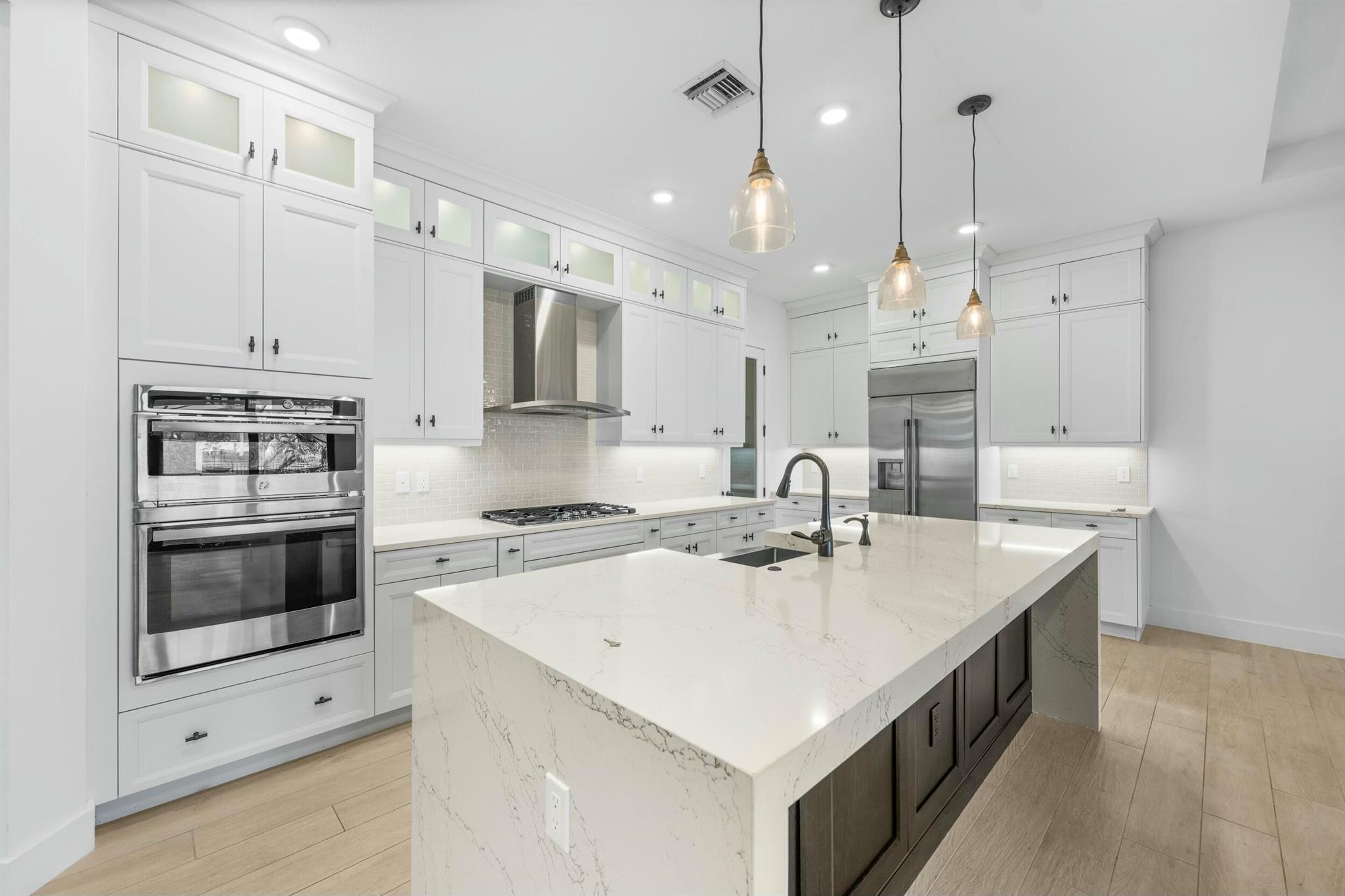15763 Longboat Key Drive
