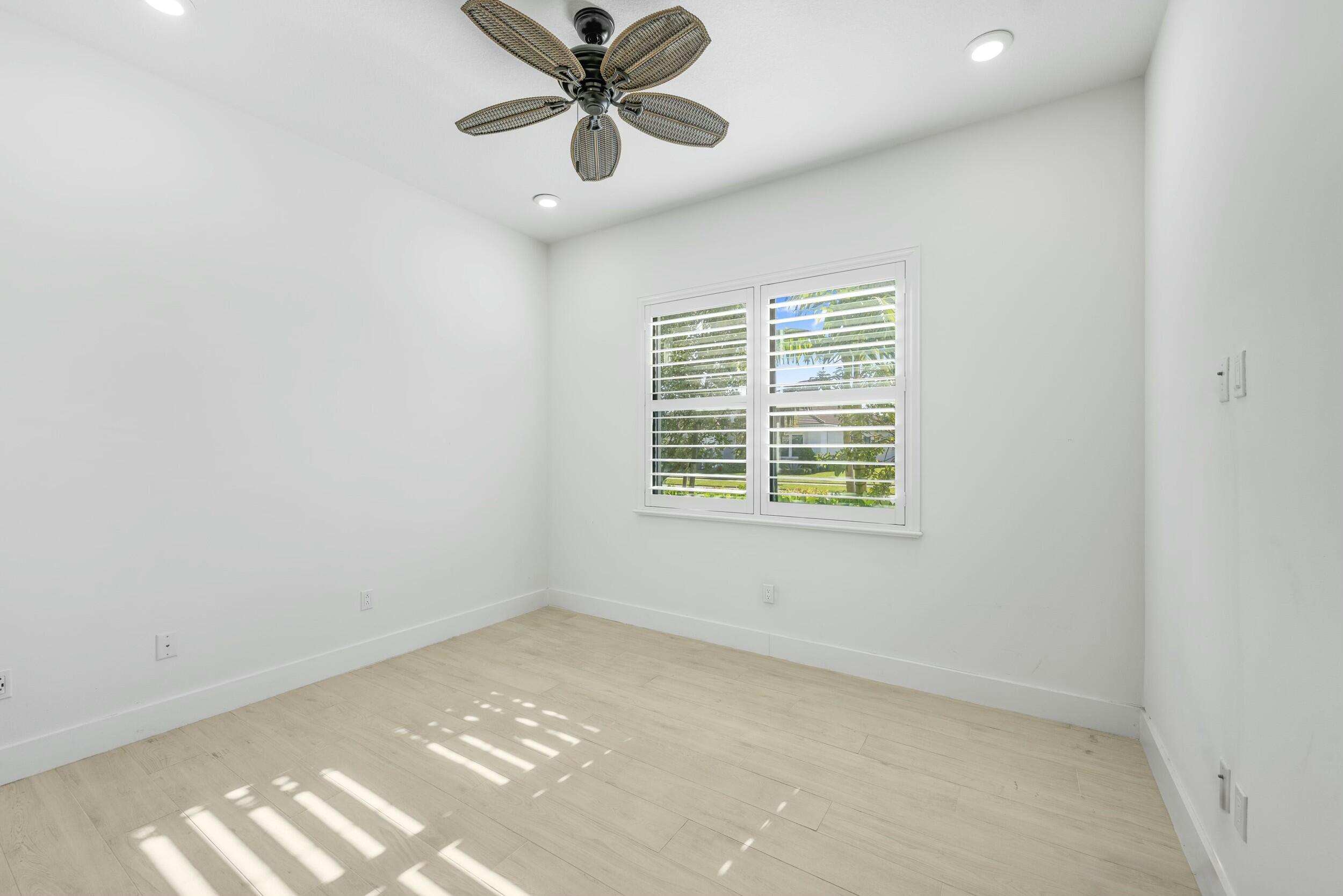 15763 Longboat Key Drive