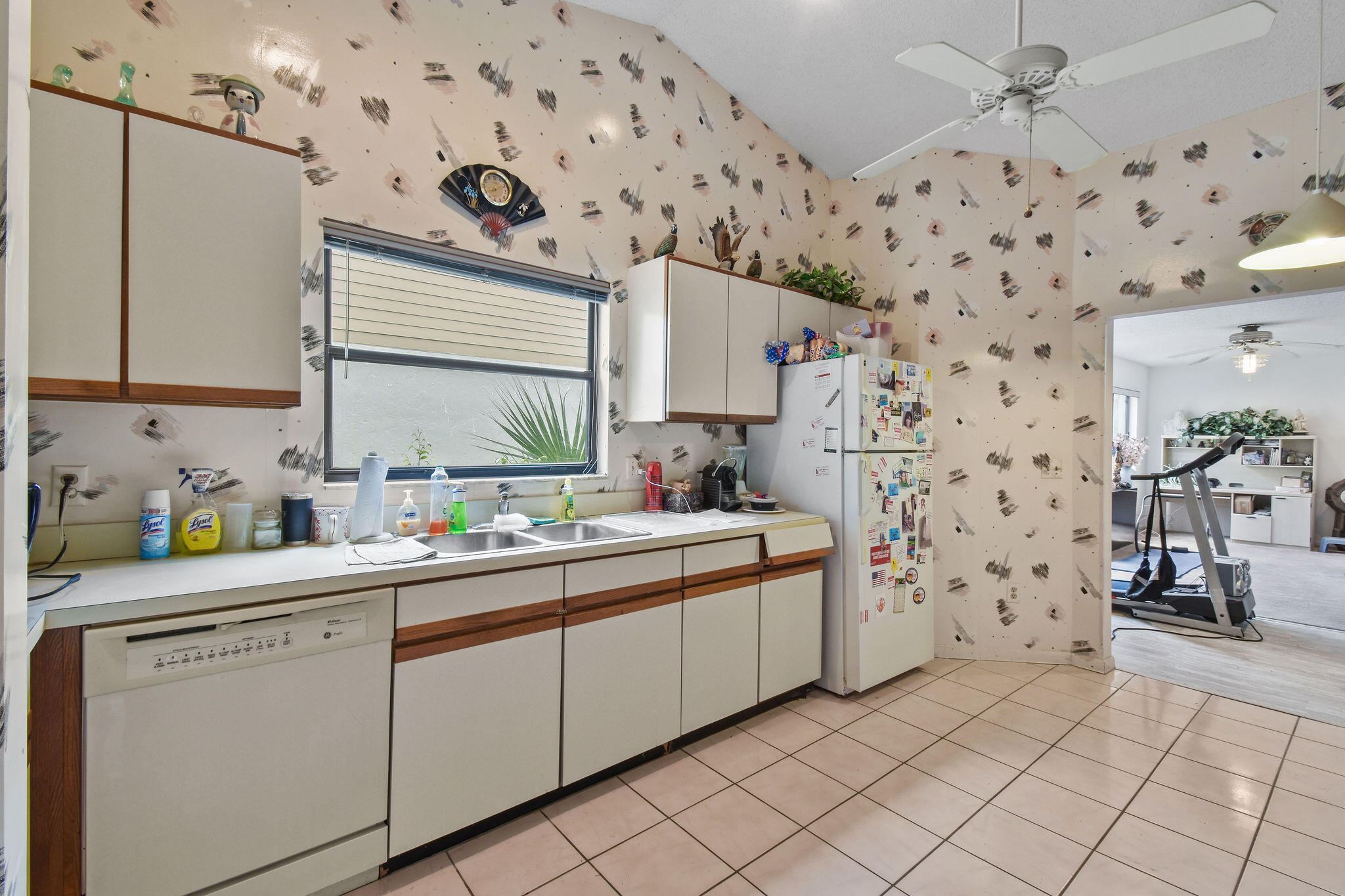 3180 NW 6th Street
