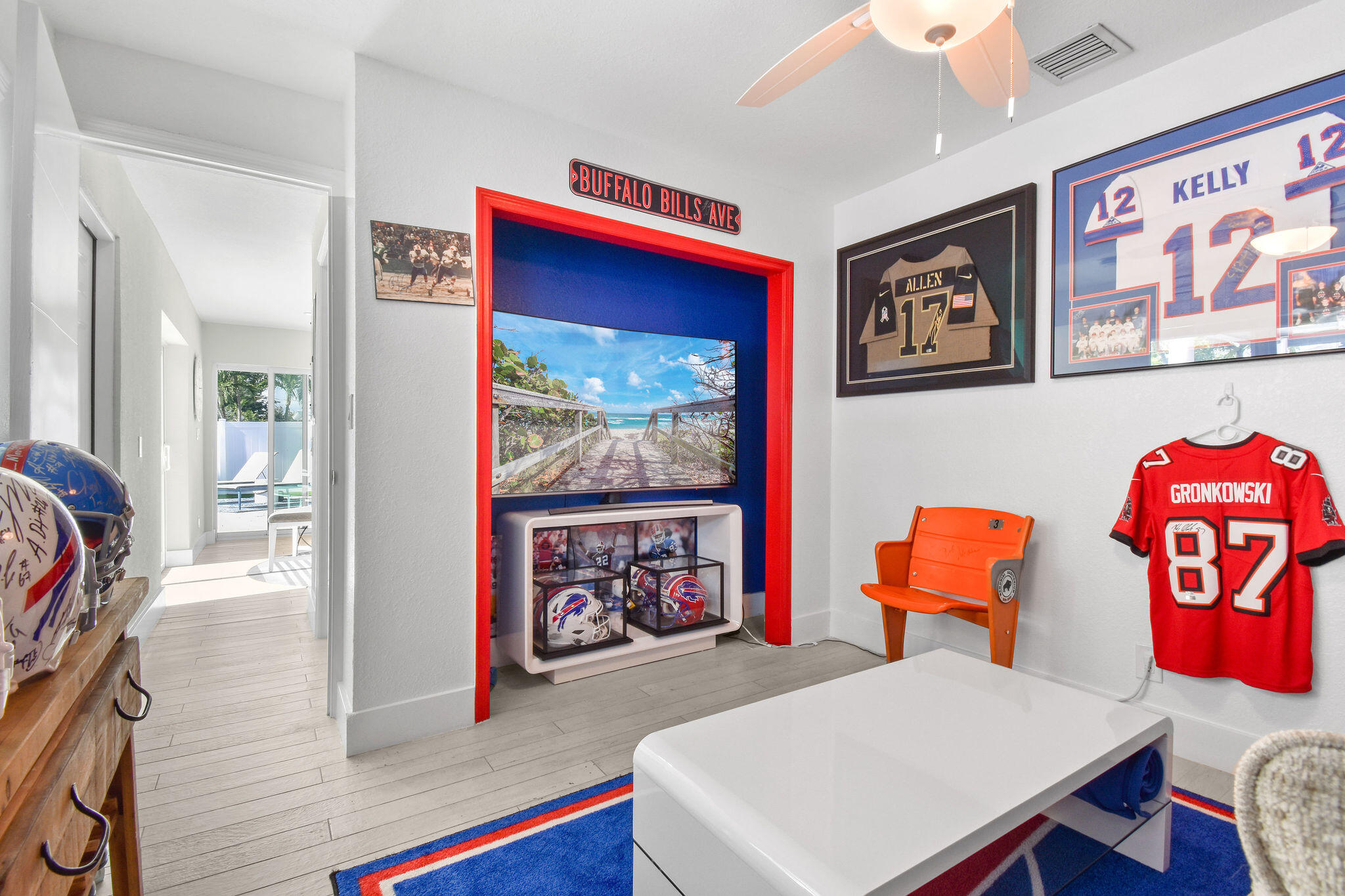 912 SE 15th Court