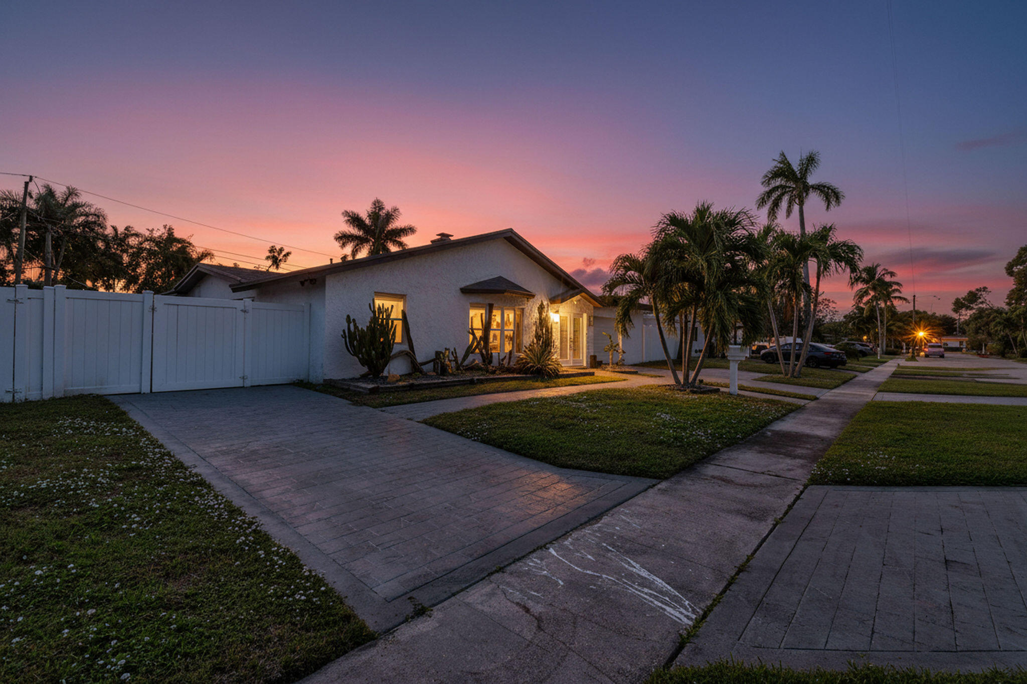 912 SE 15th Court