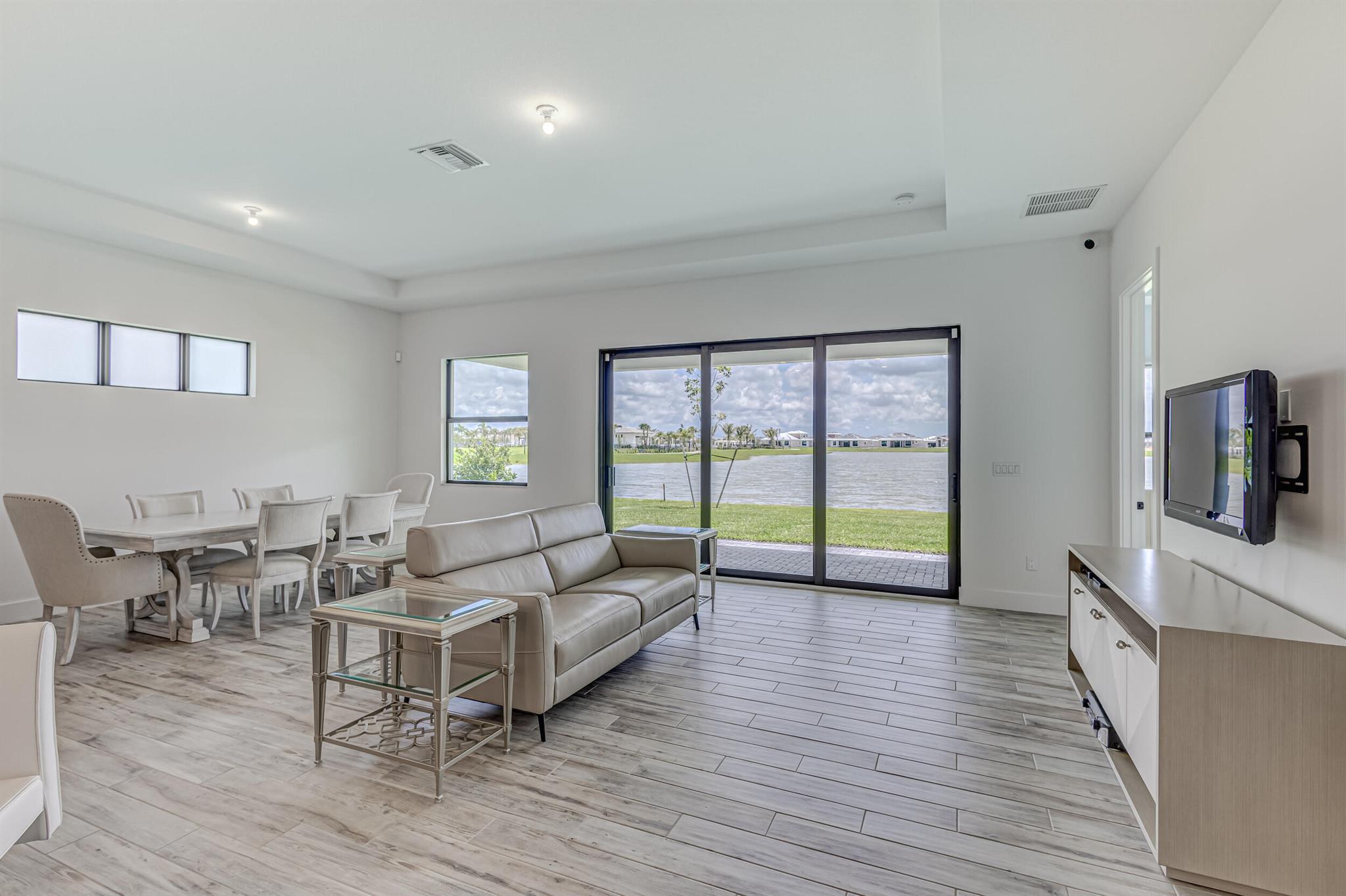 5356 Santa Rosa Lane