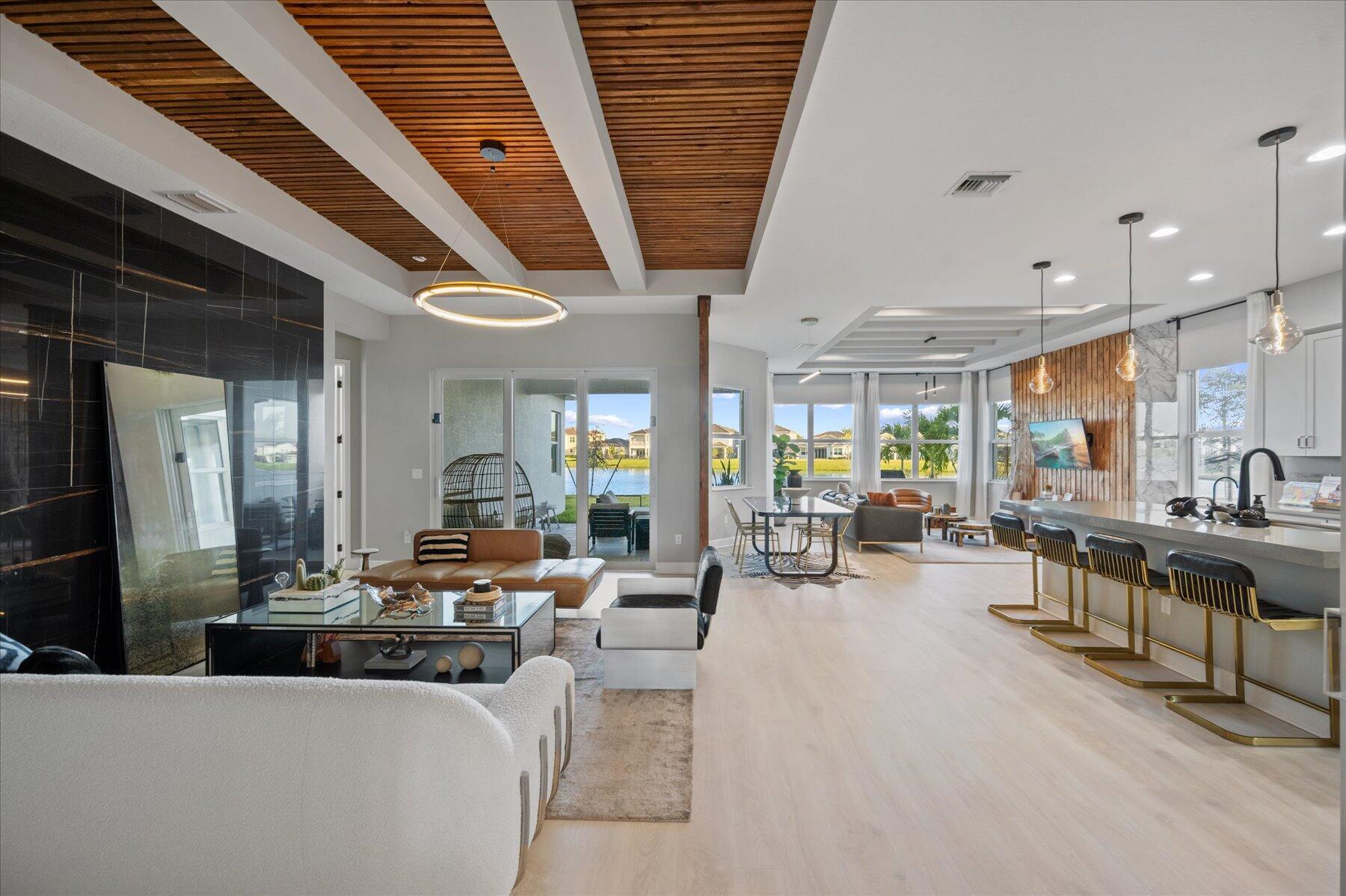 15113 Courtland Court