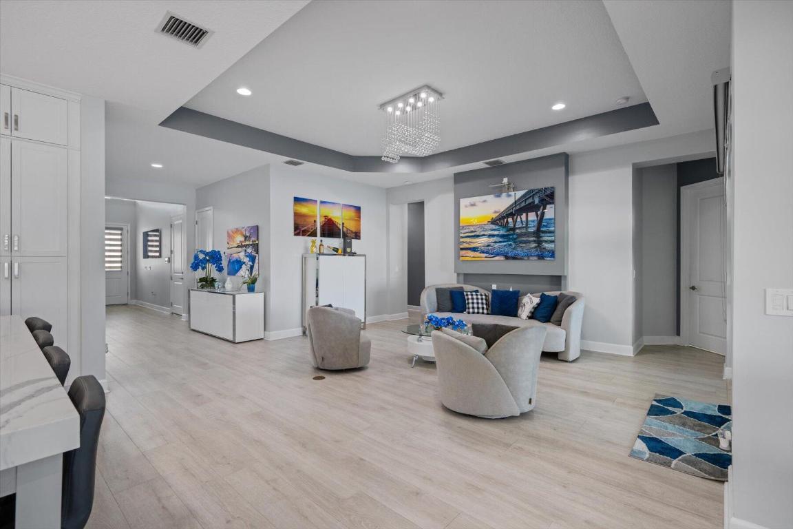 15810 Goldfinch Circle