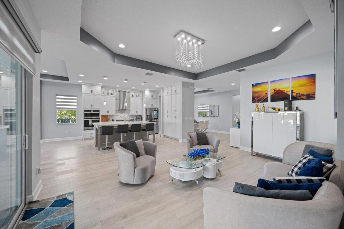 15810 Goldfinch Circle