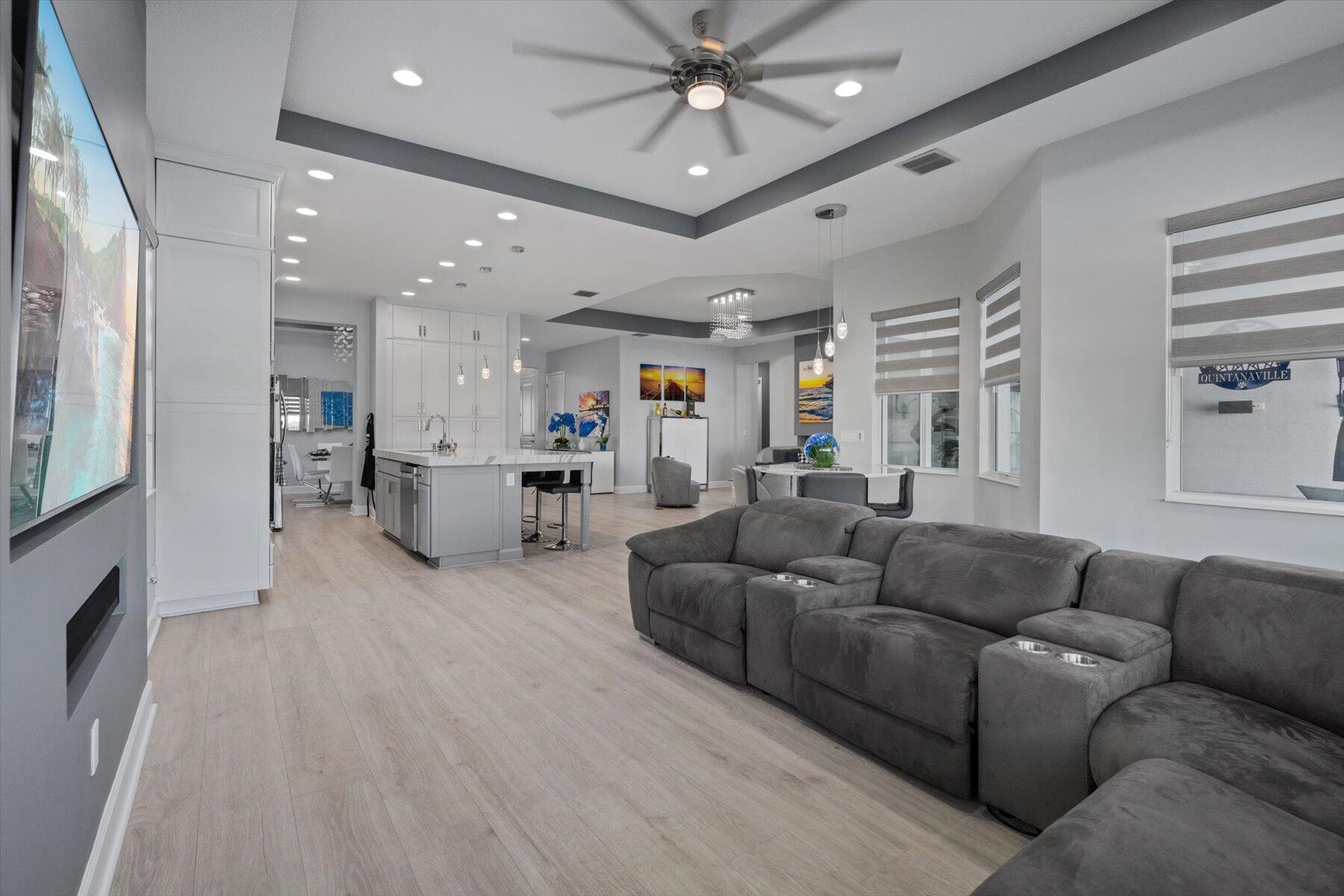 15810 Goldfinch Circle