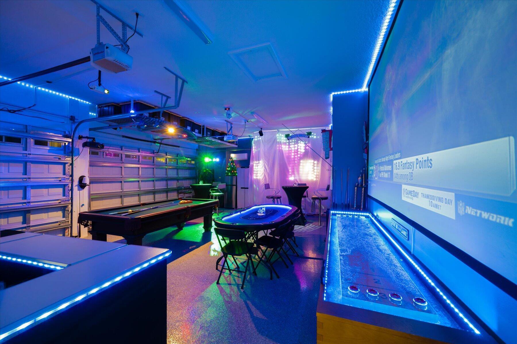 15810 Goldfinch Circle