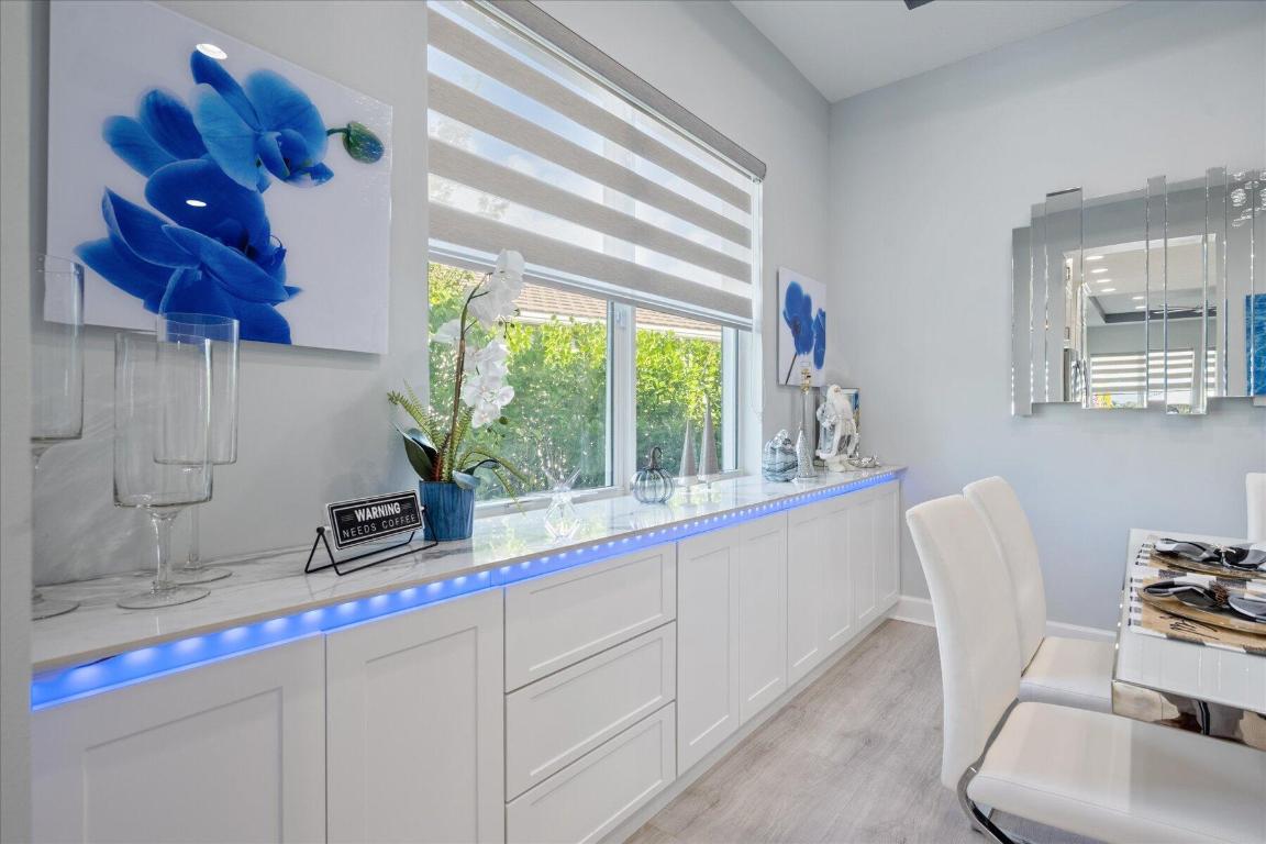 15810 Goldfinch Circle