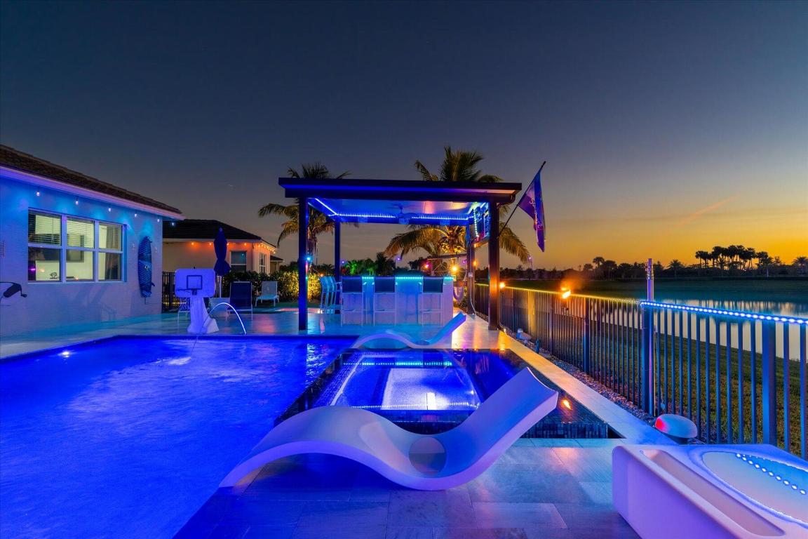 15810 Goldfinch Circle