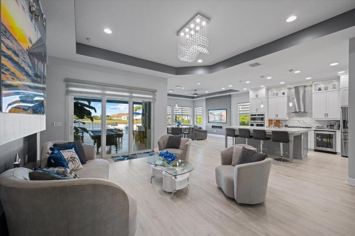 15810 Goldfinch Circle