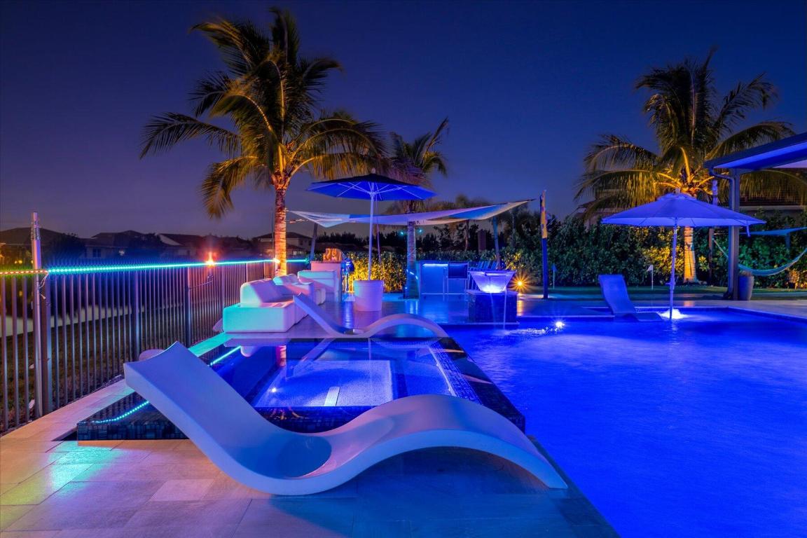 15810 Goldfinch Circle