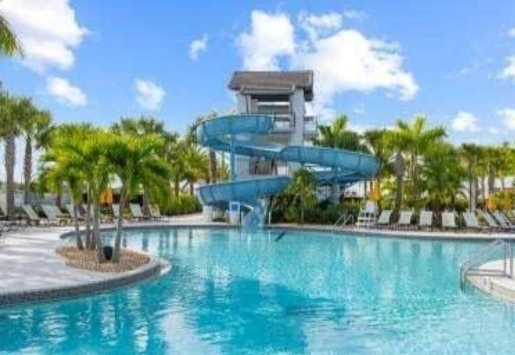 15810 Goldfinch Circle