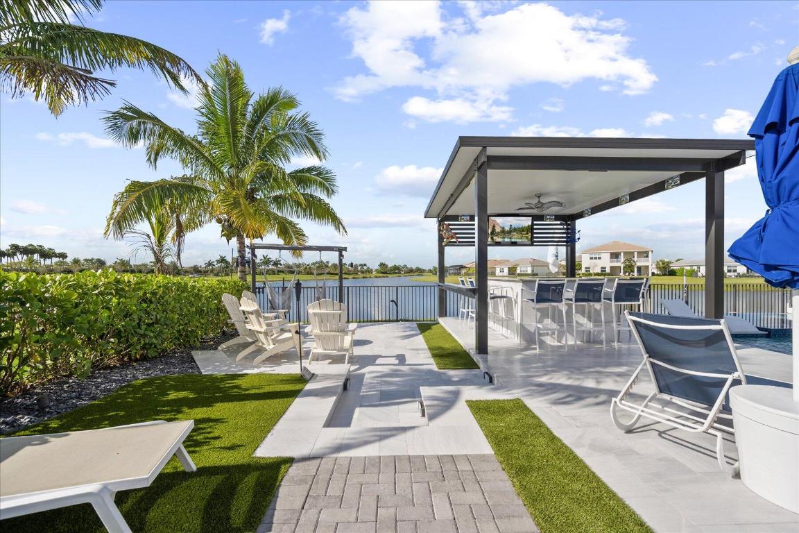 15810 Goldfinch Circle