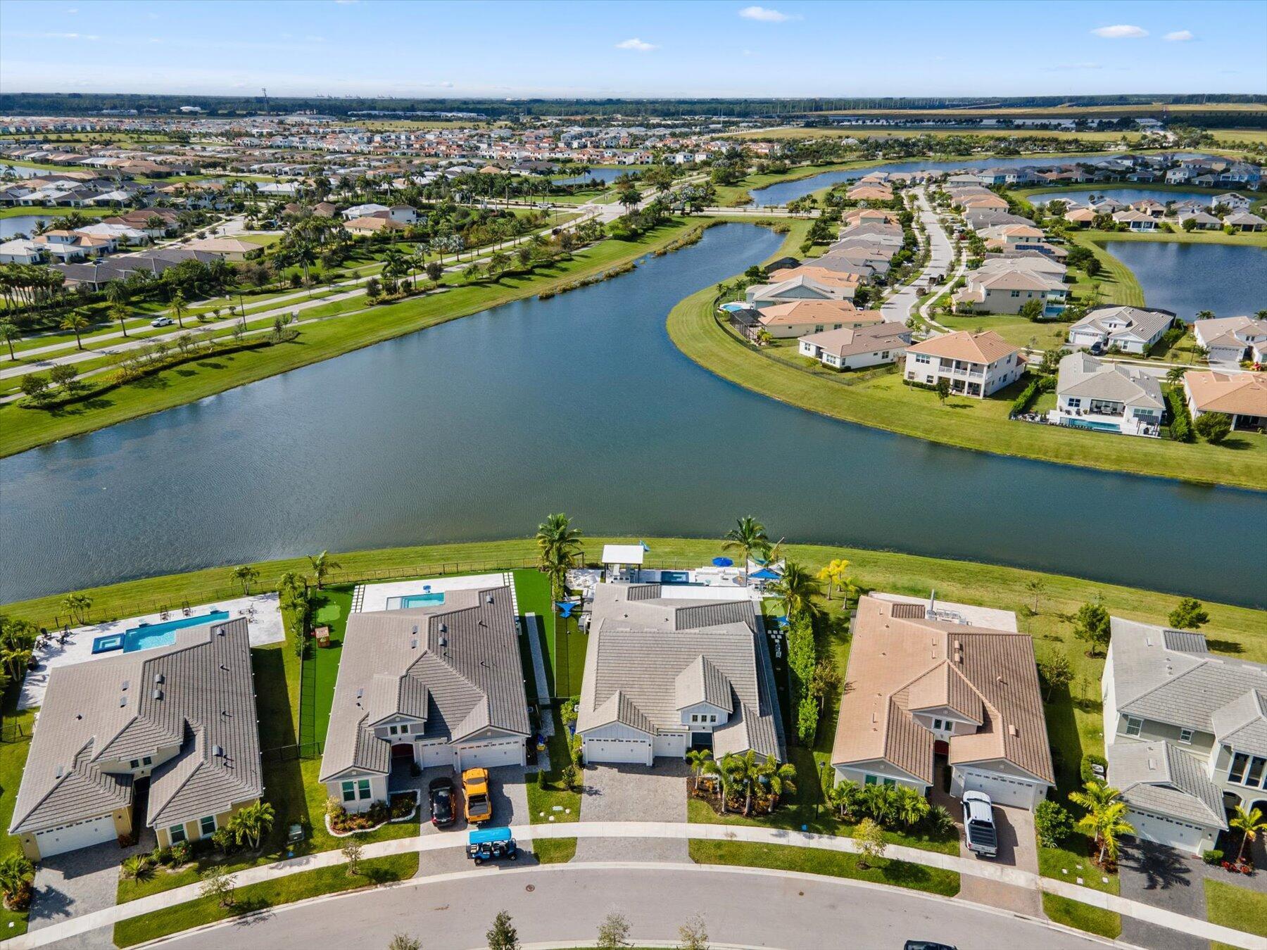 15810 Goldfinch Circle