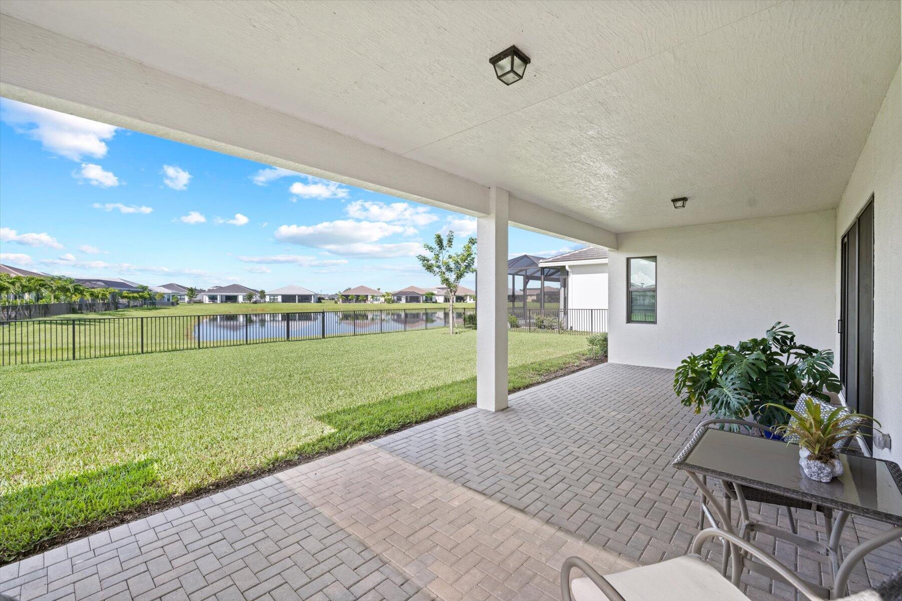 15712 Longboat Key Drive