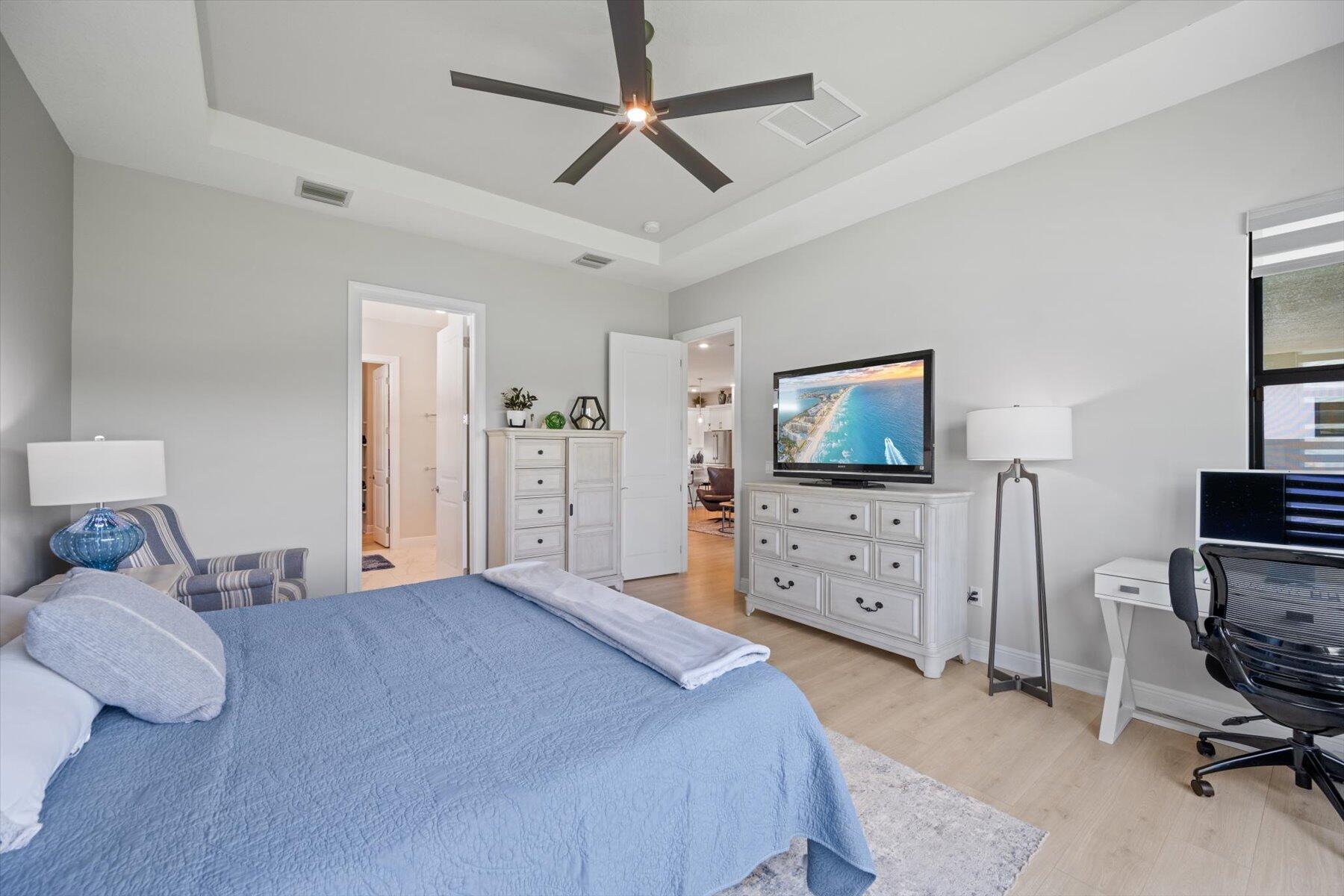 15712 Longboat Key Drive