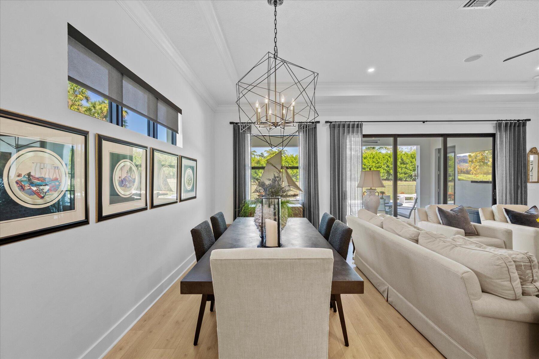 5582 Saint Armands Way