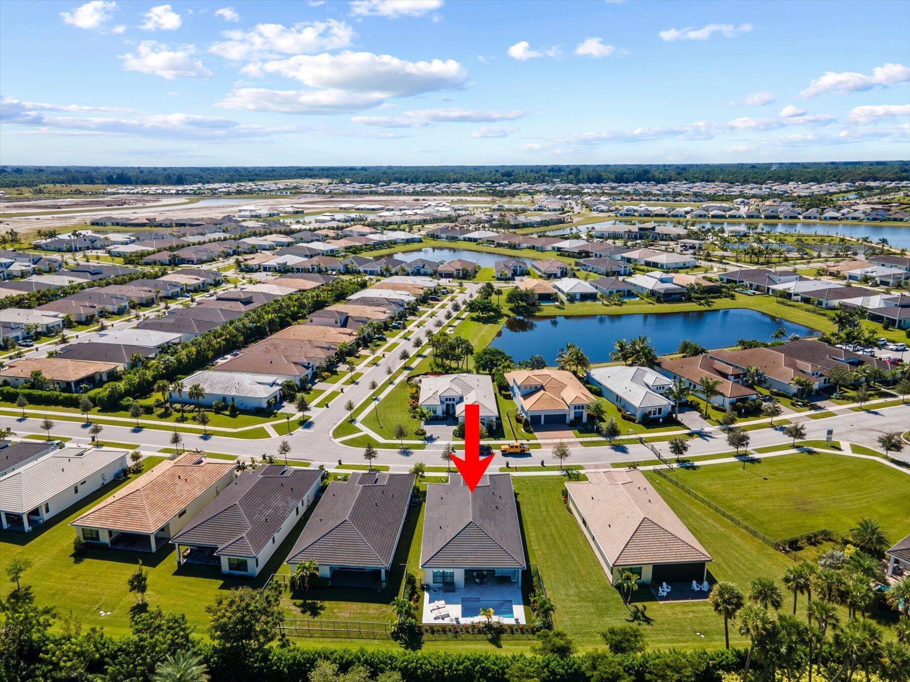 5582 Saint Armands Way