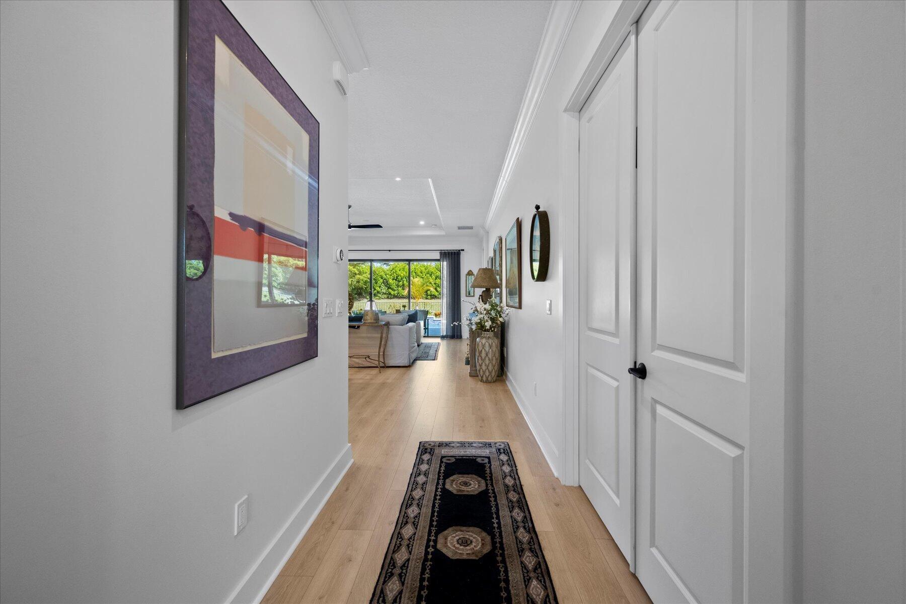 5582 Saint Armands Way