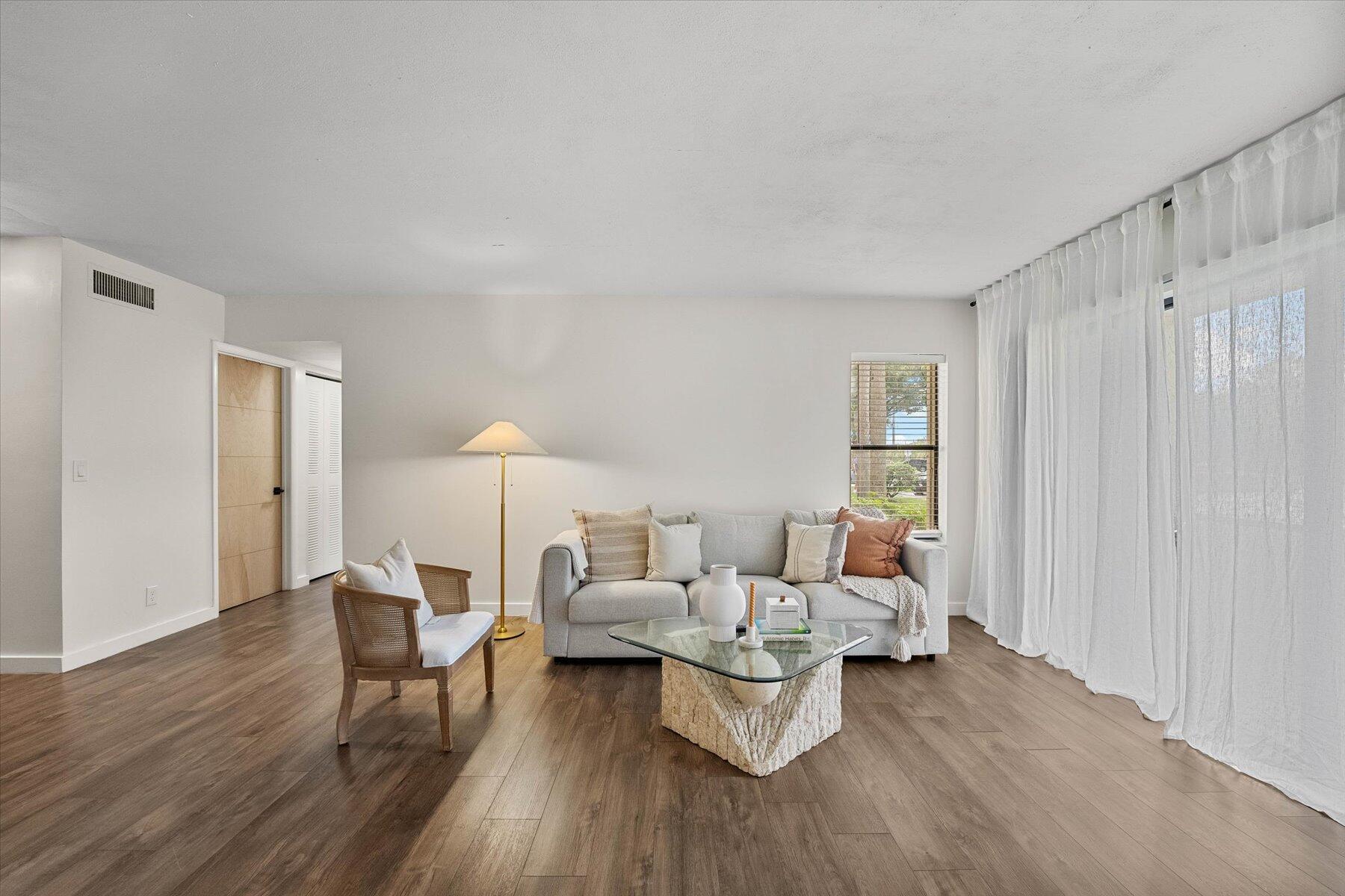 722 Sunny Pine Way D1