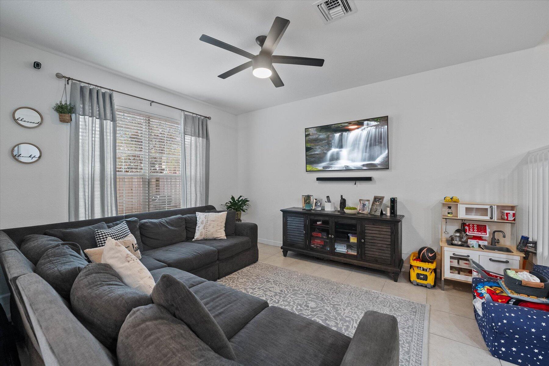 5054 Ashley River Road