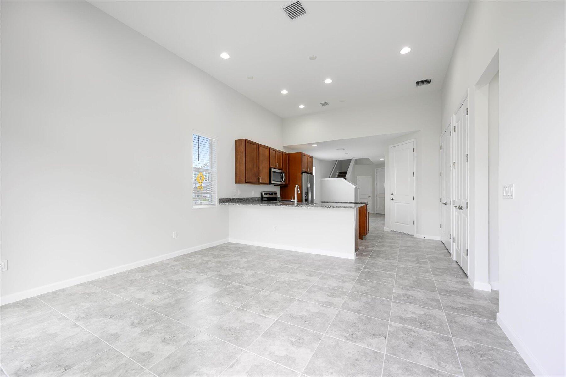 5120 Willow Creek Drive