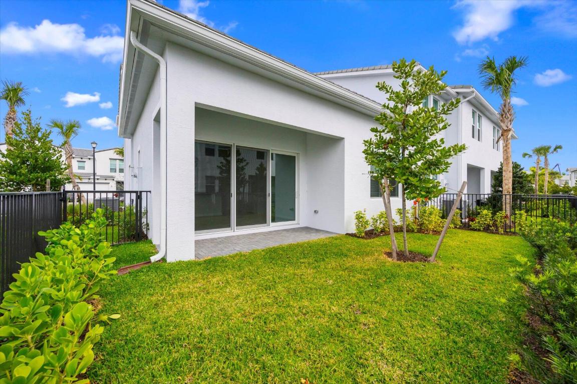 5120 Willow Creek Drive