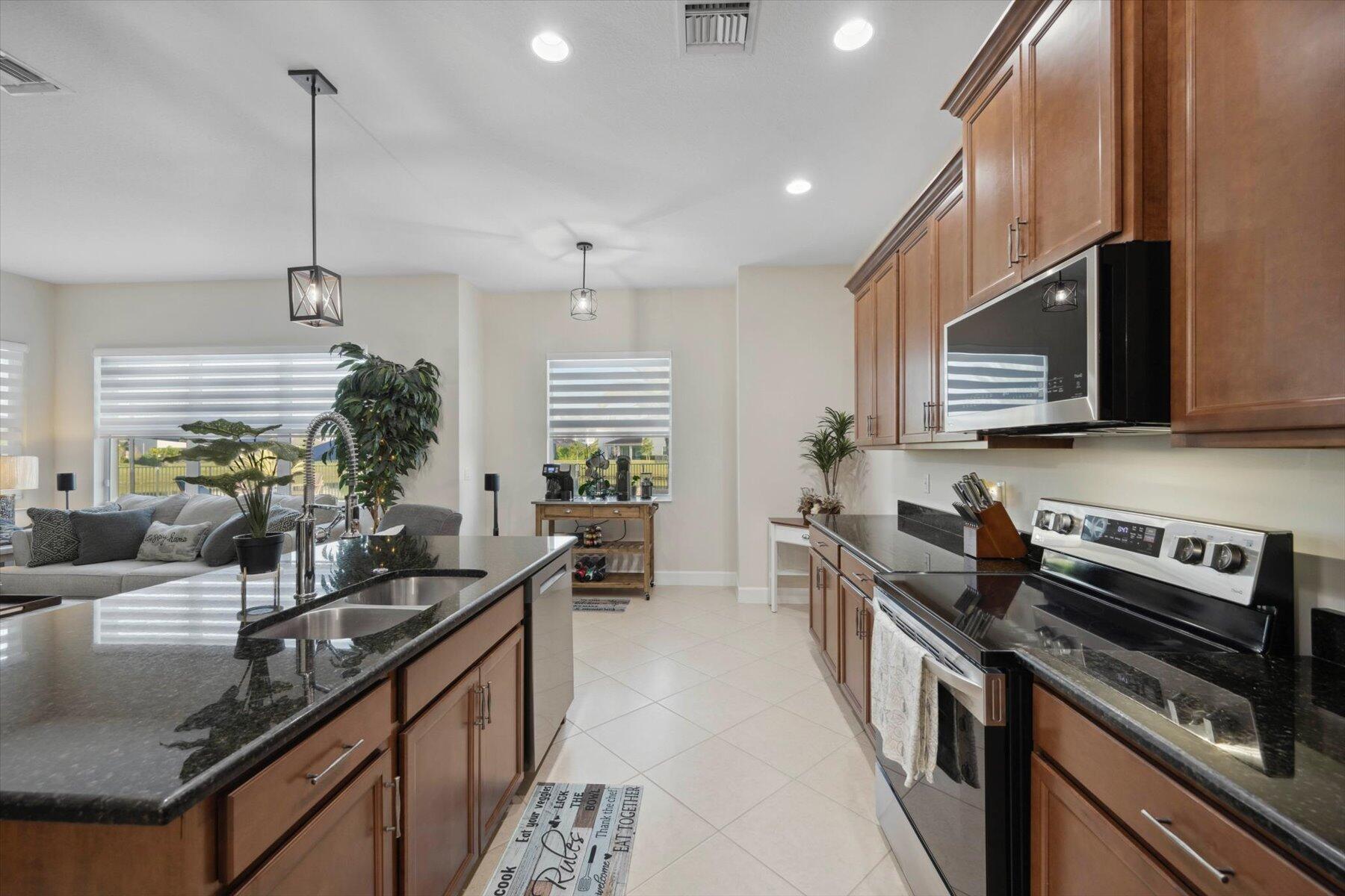 5901 Quailberry Court