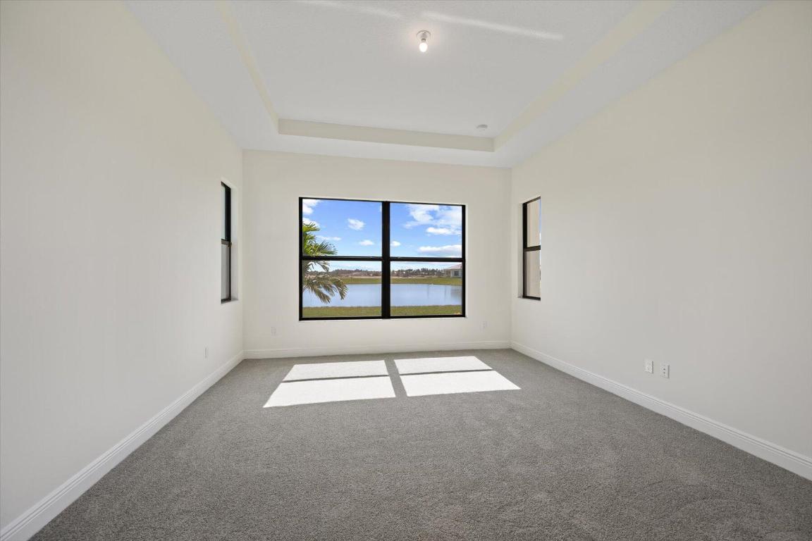 5260 Saint Vincent Lane