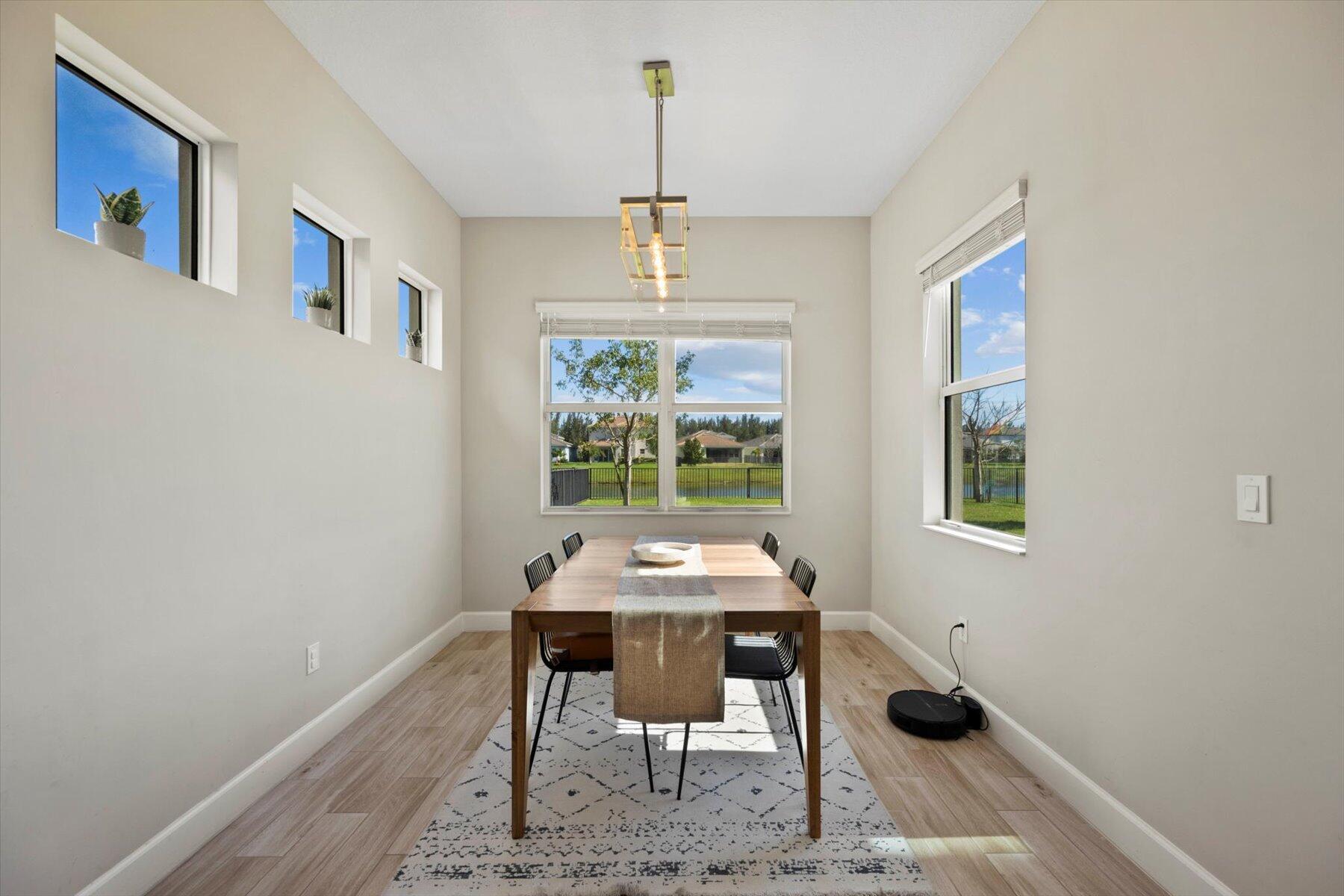 15829 Hummingbird Lane