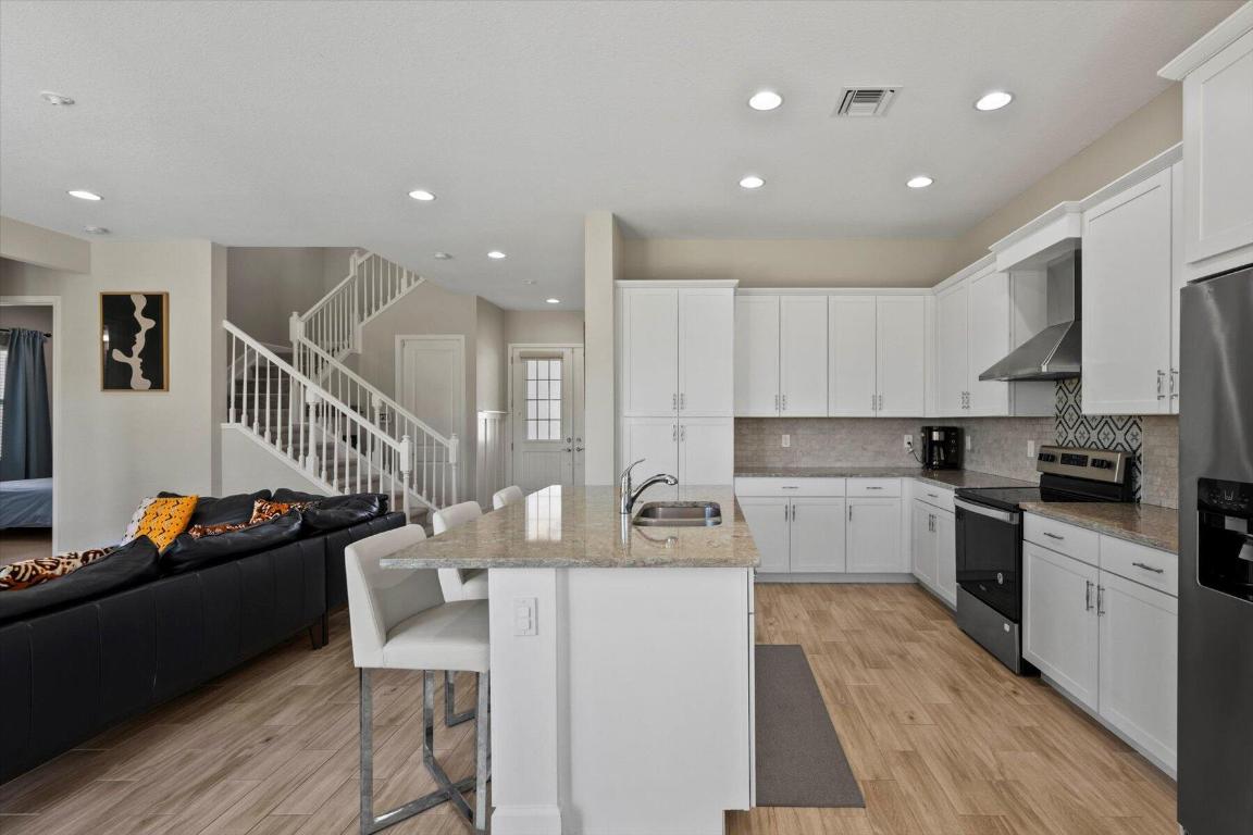 15829 Hummingbird Lane