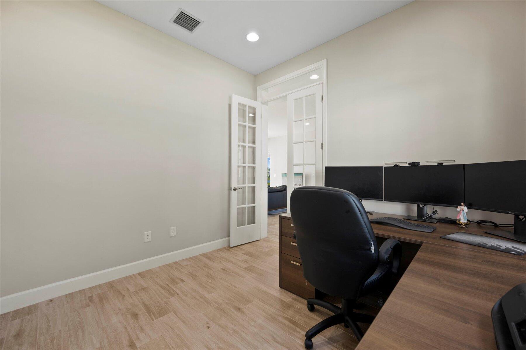 15829 Hummingbird Lane