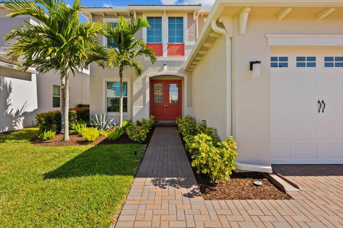 15829 Hummingbird Lane