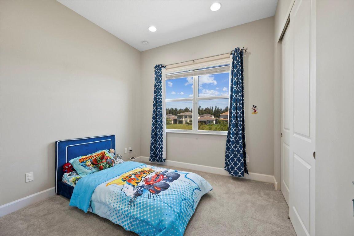 15829 Hummingbird Lane