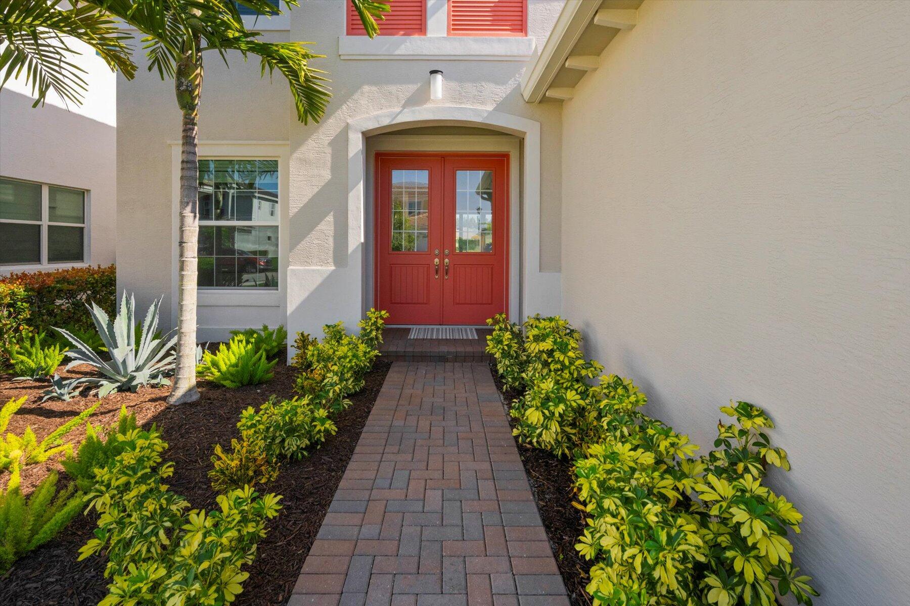 15829 Hummingbird Lane