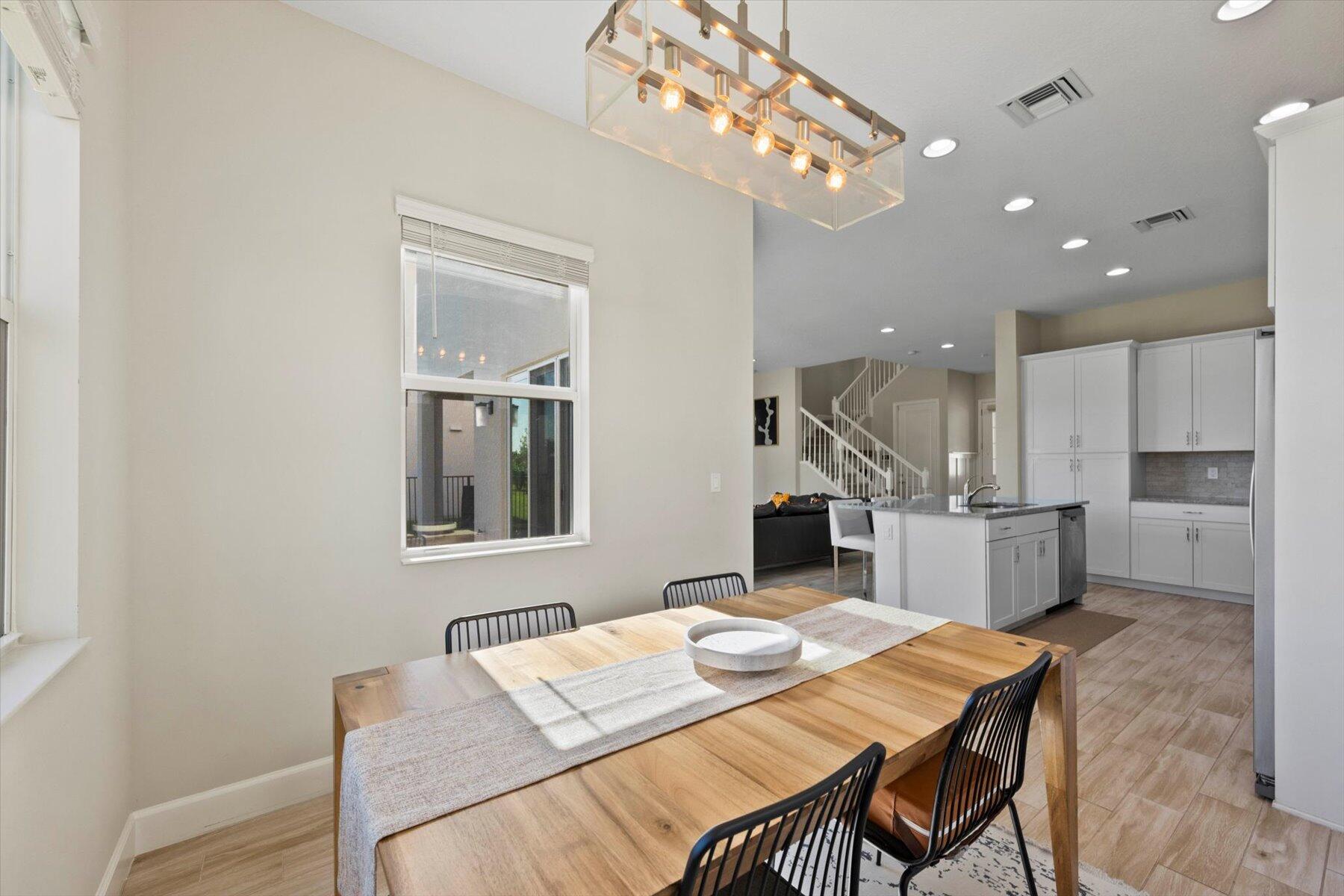 15829 Hummingbird Lane